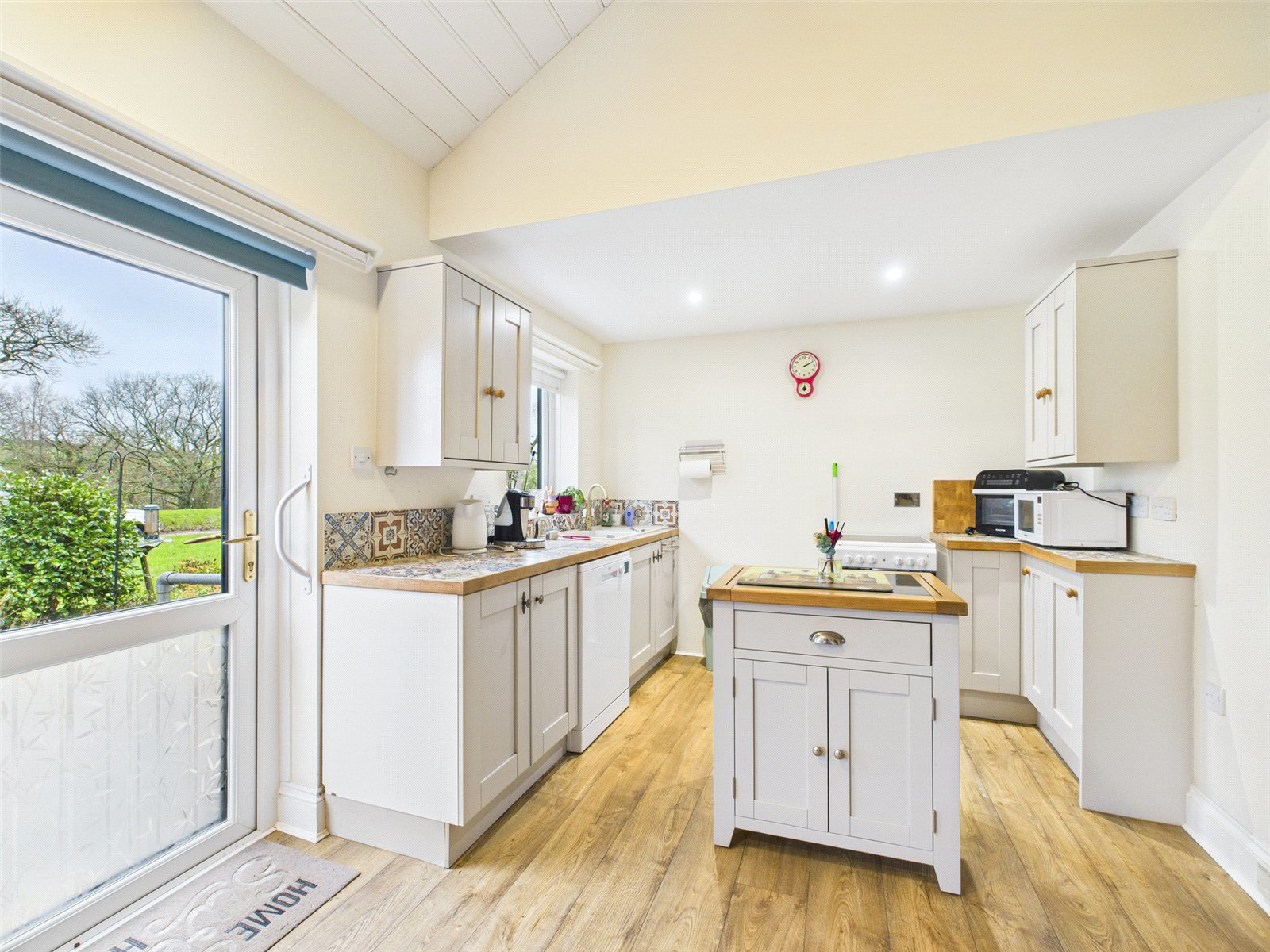 Orchard Cottages, Tavistock, PL19, photo 3