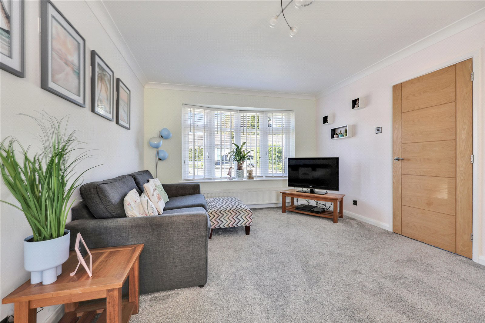 Tudor Drive, Sticklepath, Barnstaple, Devon, EX31, photo 4