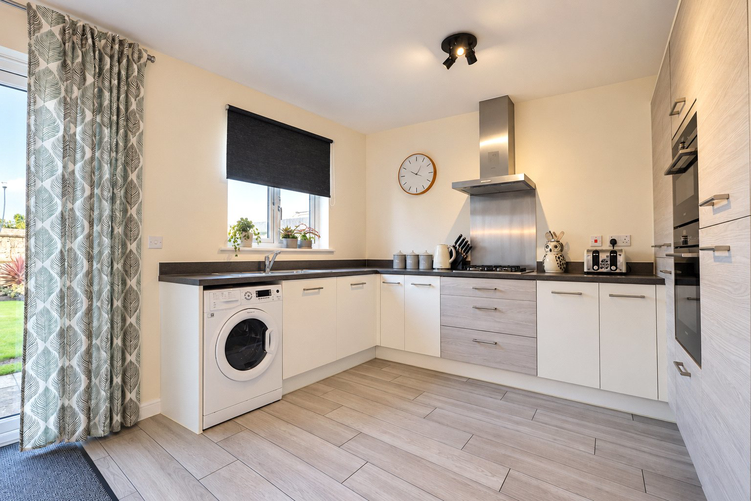 Rooksbridge View, Roundswell, Barnstaple, Devon, EX31, photo 8