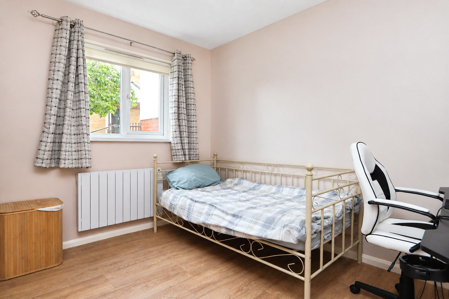 Geneva Court, Bideford, Devon, EX39, photo 6
