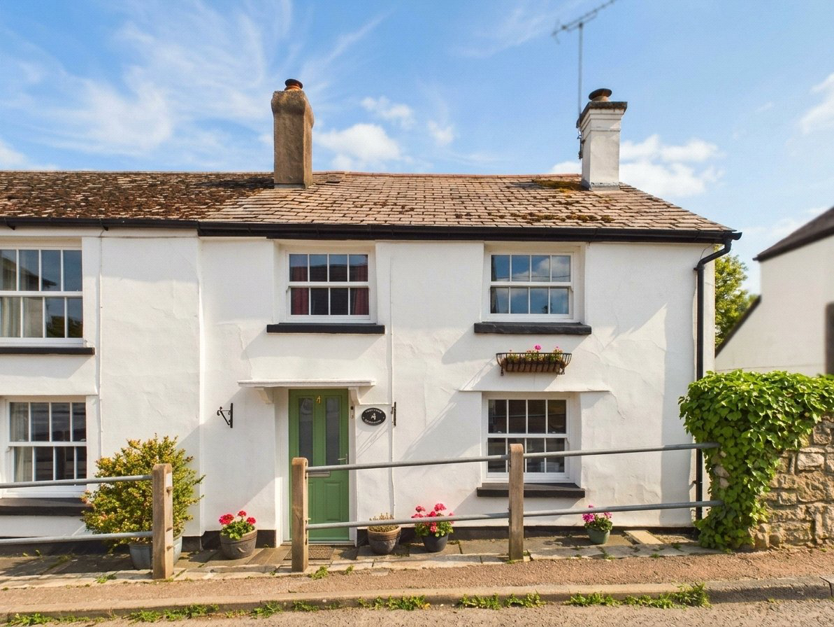 2, Fore Street, Bridestowe, EX20