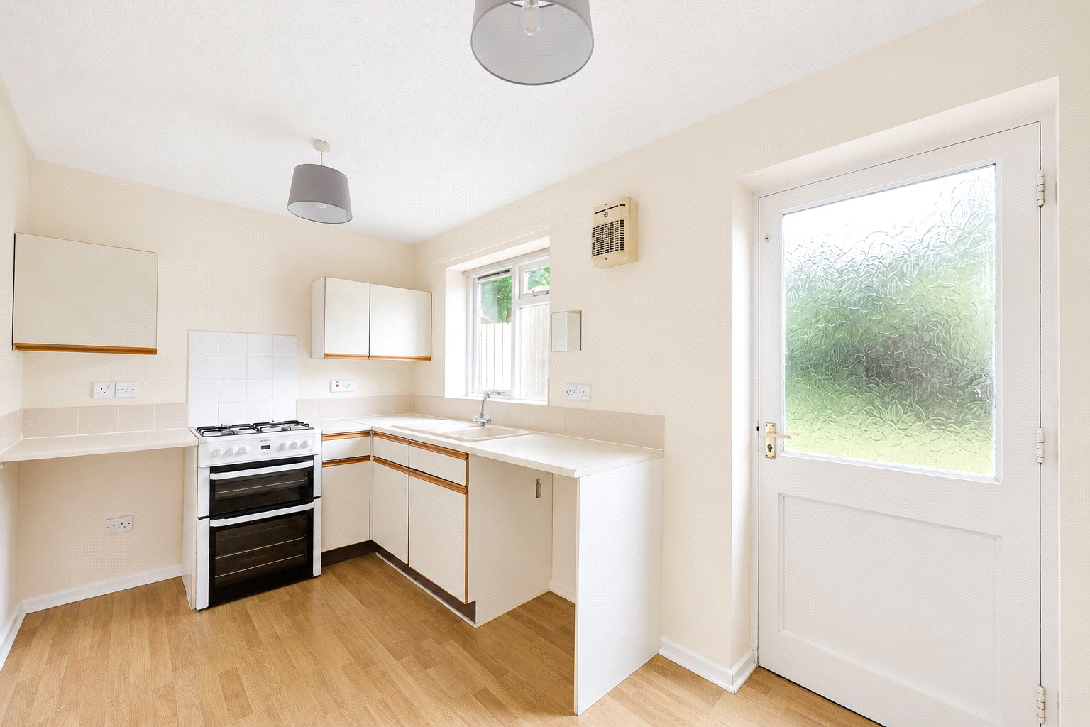 Juniper Court, Roundswell, Barnstaple, Devon, EX31, photo 7