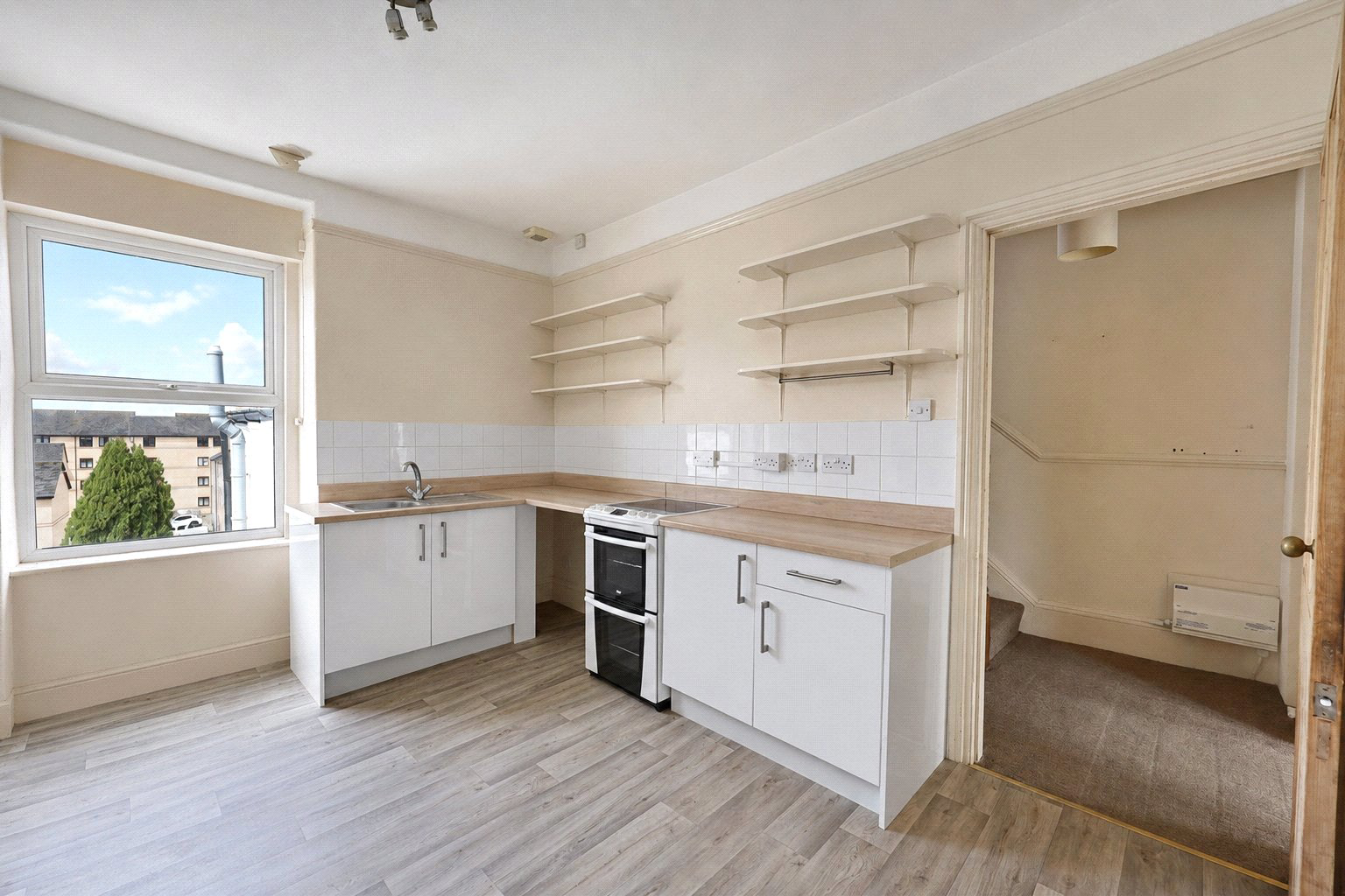 Hills View, Barnstaple, Devon, EX32, photo 3