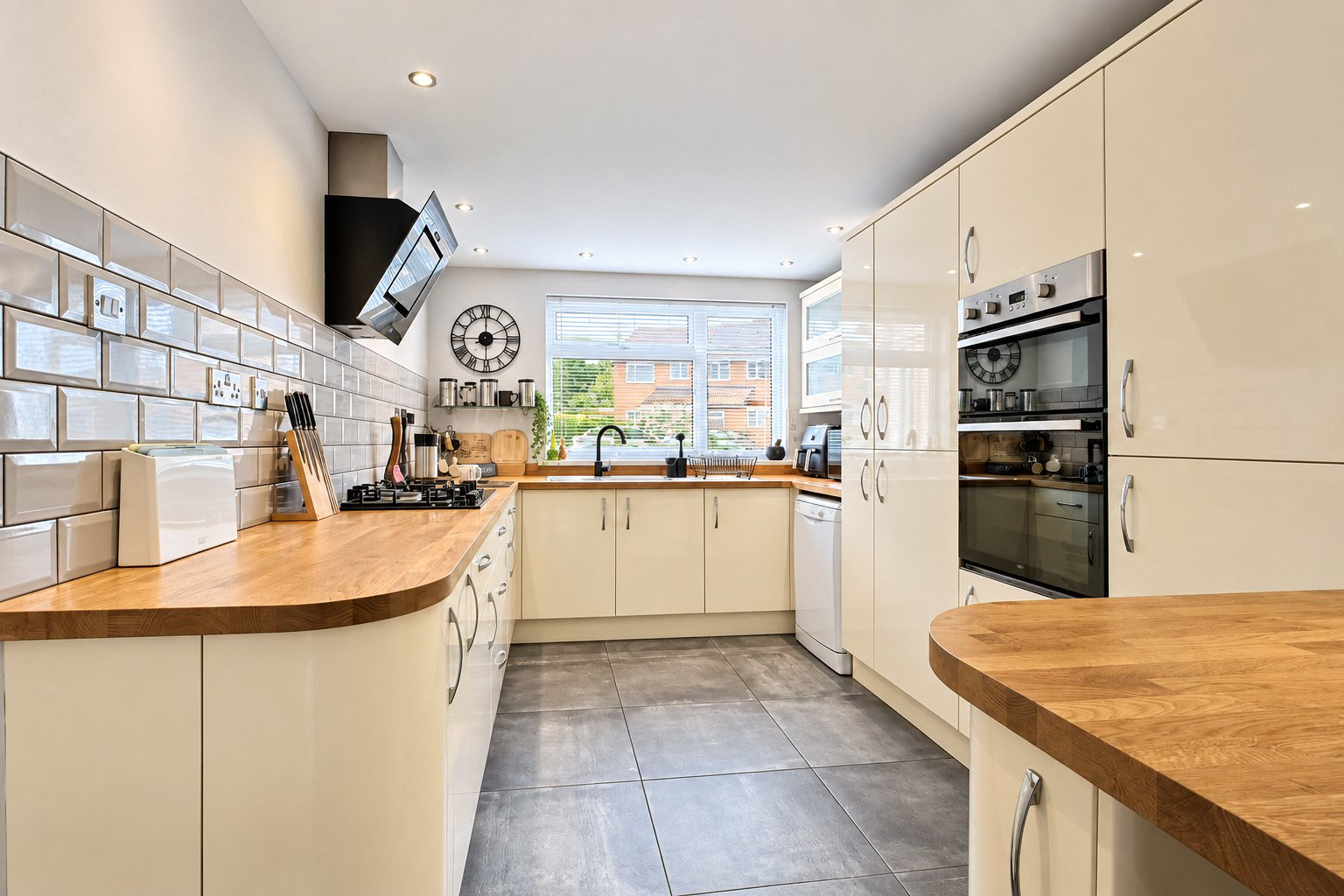 Heal Park Crescent, Fremington, Barnstaple, Devon, EX31, photo 3