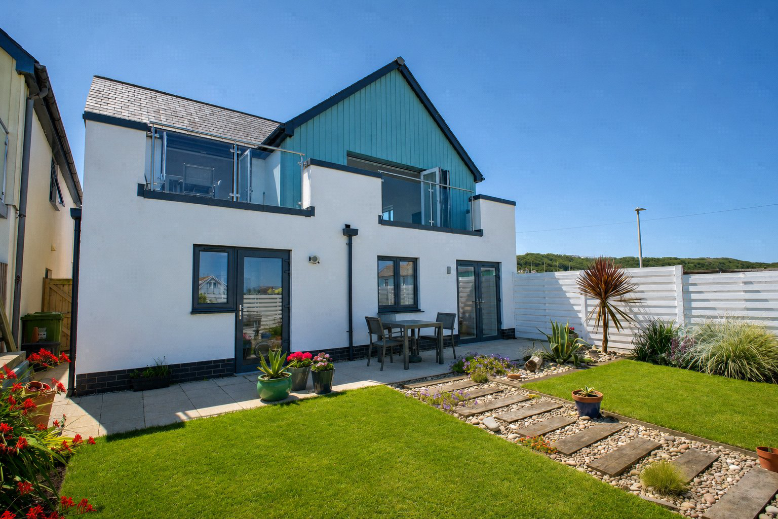 Pavilion View, Westward Ho, Bideford, Devon, EX39, photo 2