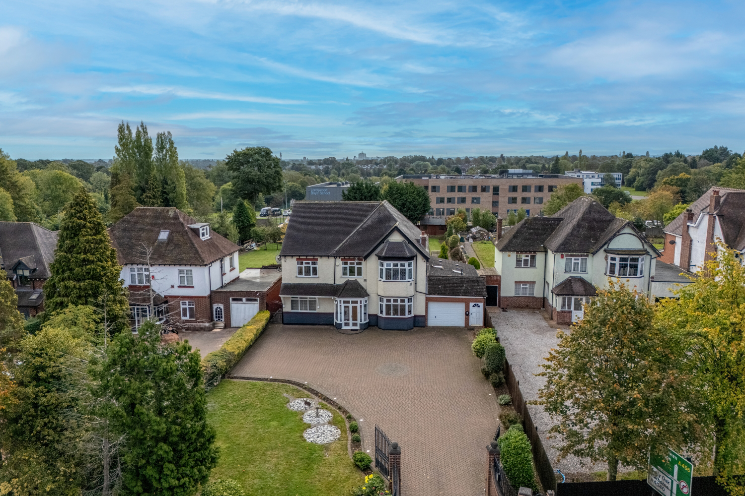 Hagley Road, Harborne, B17 8BJ