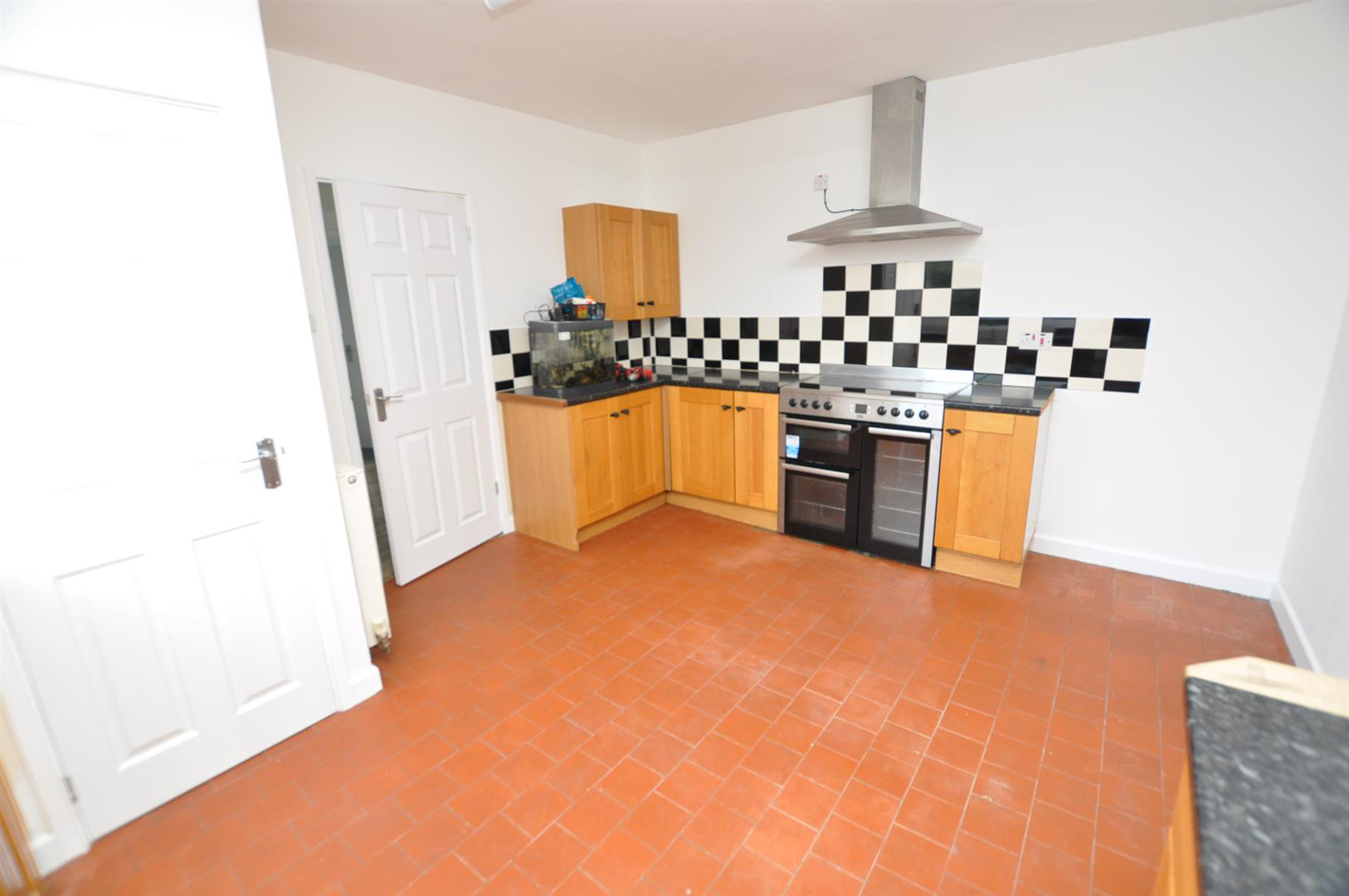 Pwll Trap, St. Clears, Carmarthen, photo 2