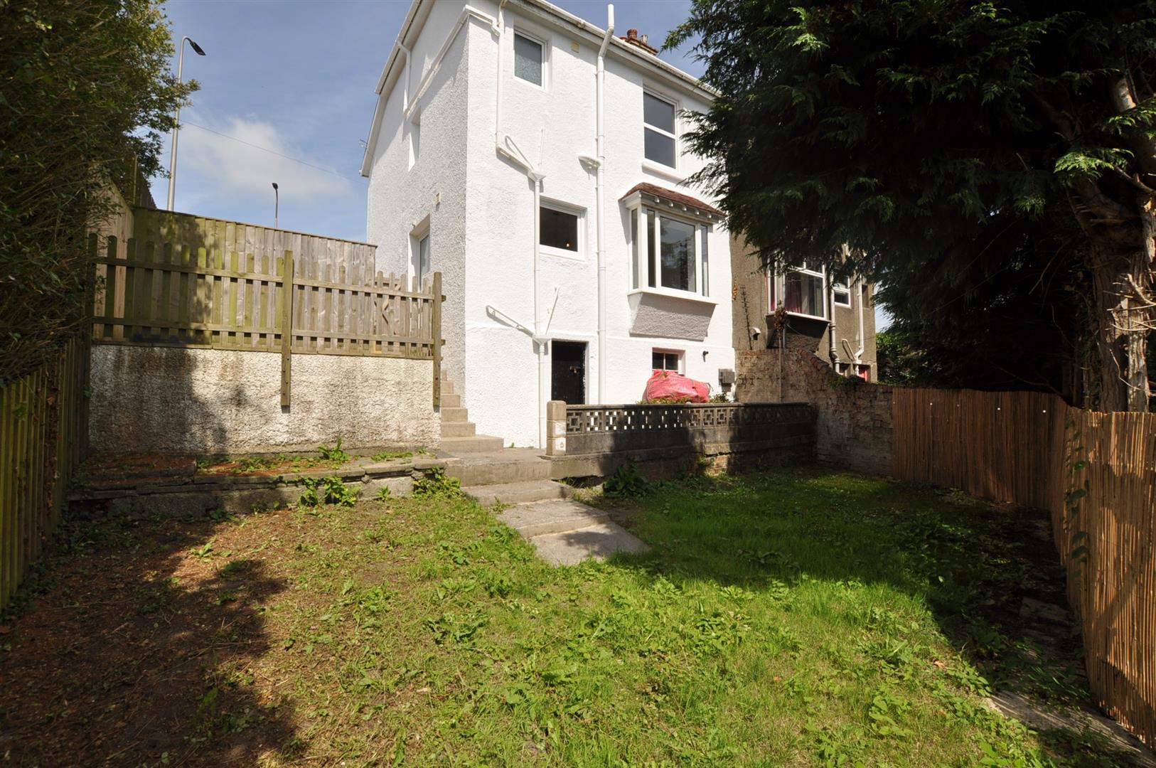 Abbey Mead, Carmarthen, photo 16