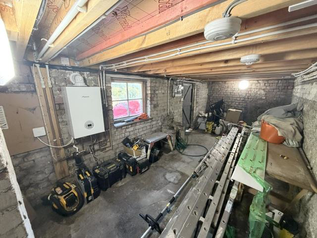 Abbey Mead, Carmarthen, photo 17