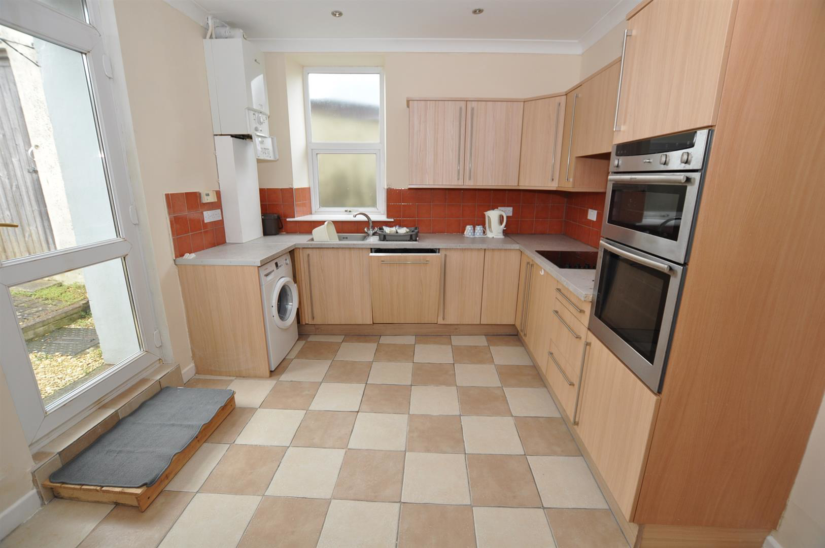 Tenby Road, St. Clears, Carmarthenshire, photo 3