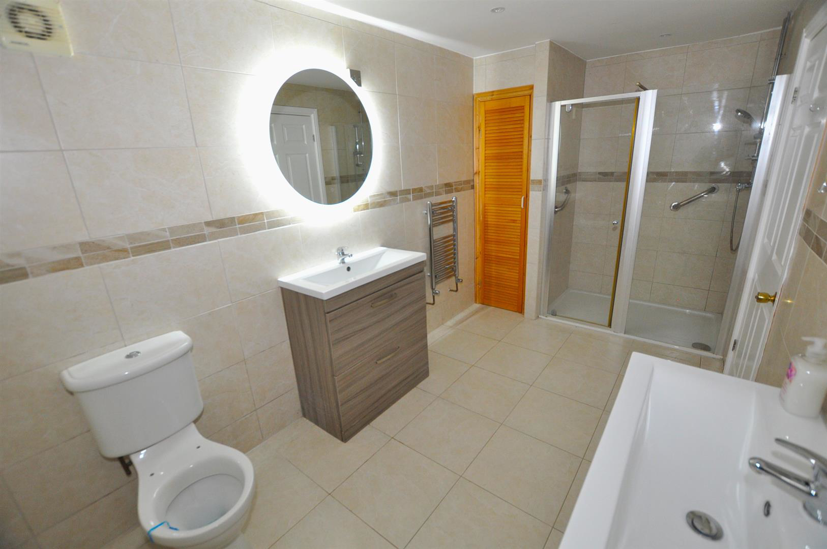 Ffynnongain Lane, St. Clears, Carmarthenshire, photo 8