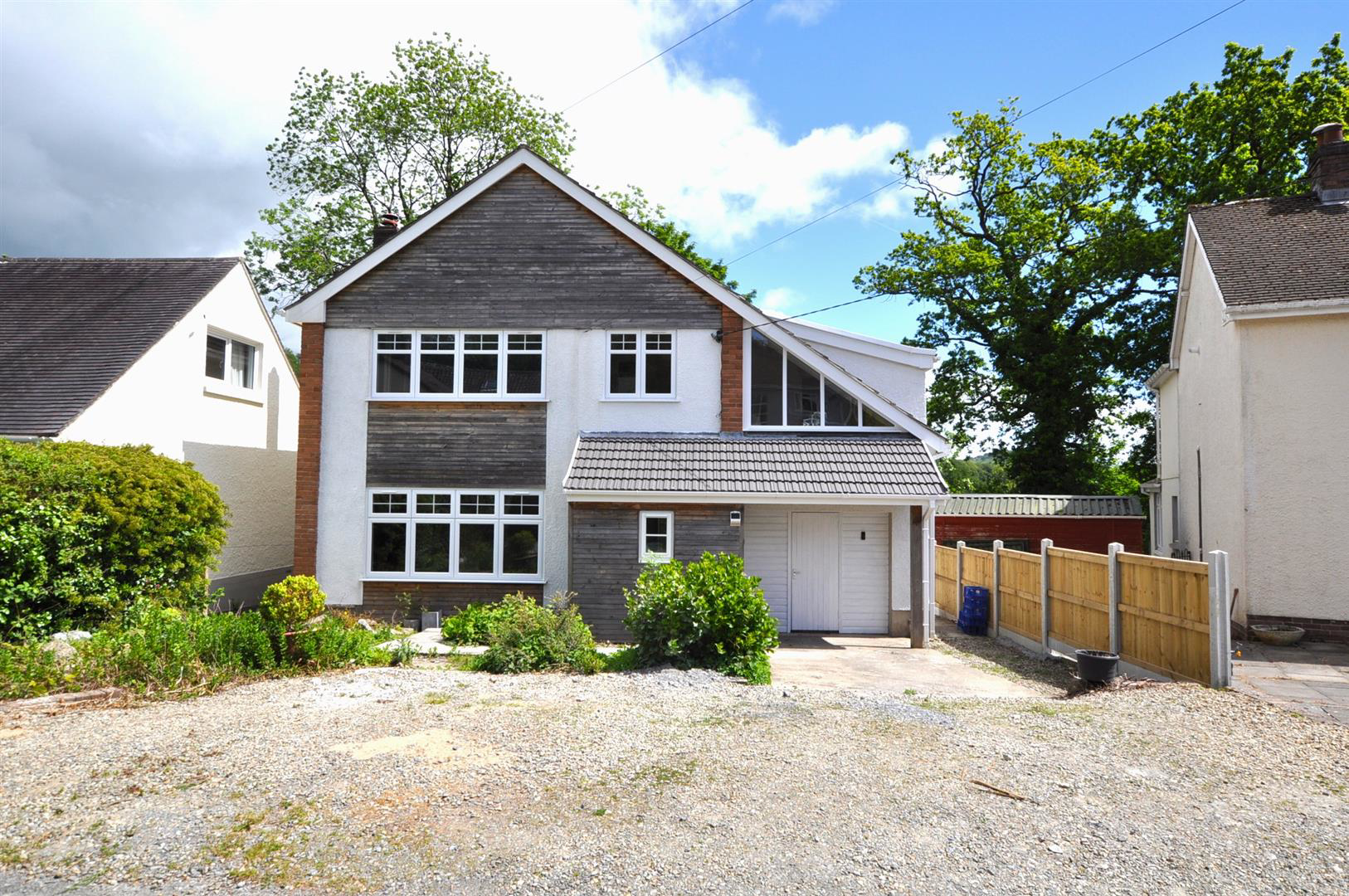 Bronwydd Road, Carmarthen, photo 25