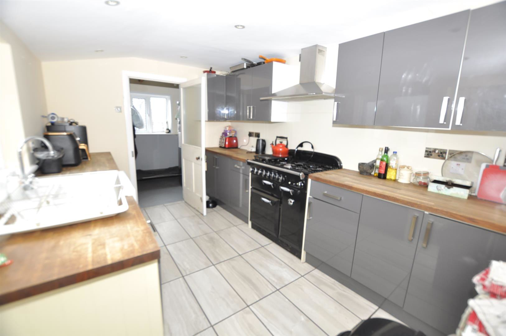 St. John Street, Whitland, photo 10
