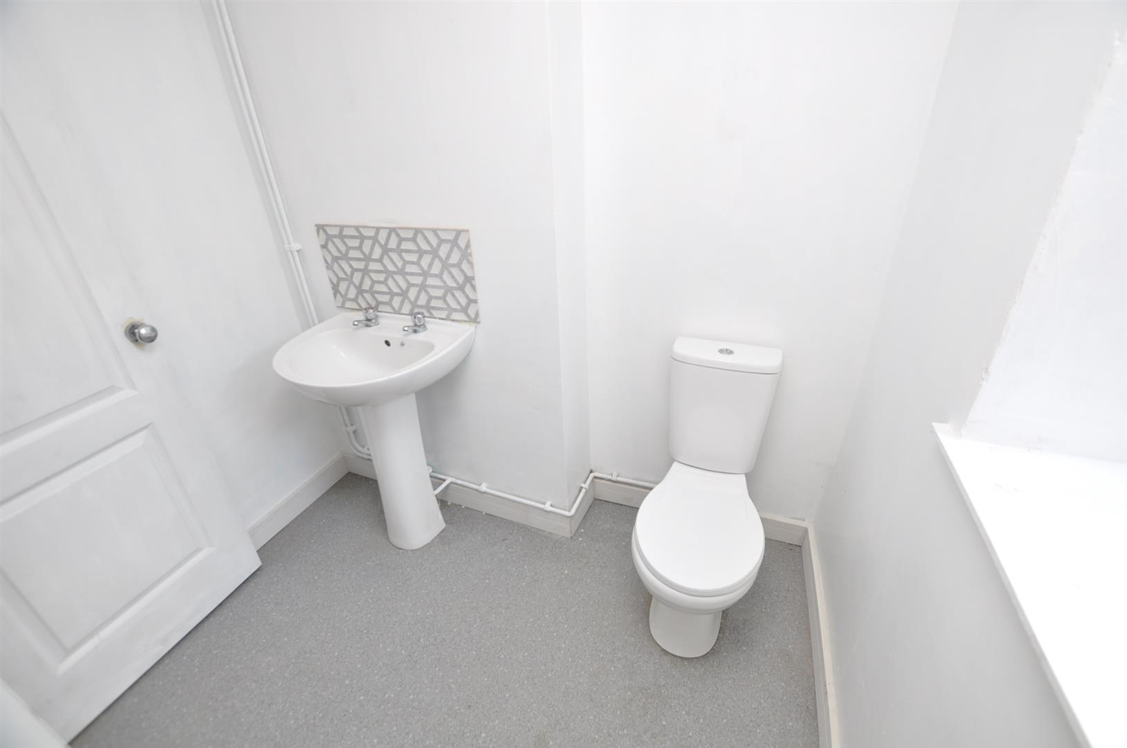 Water Street, Carmarthen, photo 6