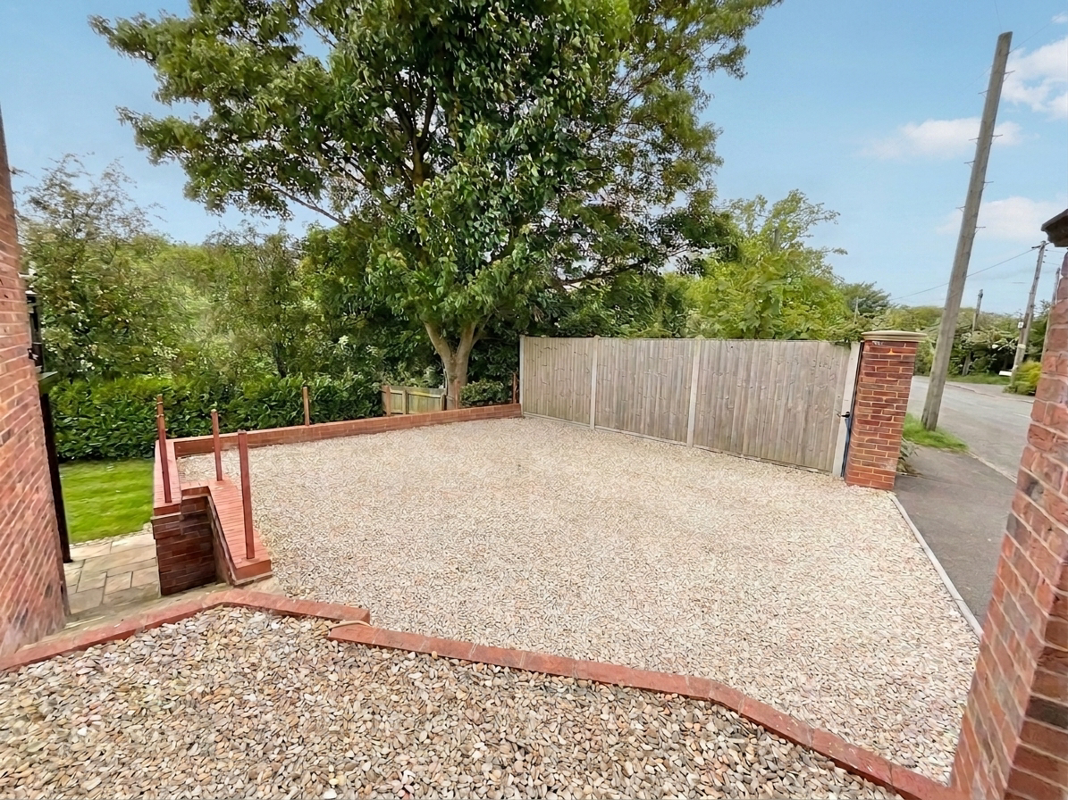 Hougher Wall Road, Audley, ST7, photo 28