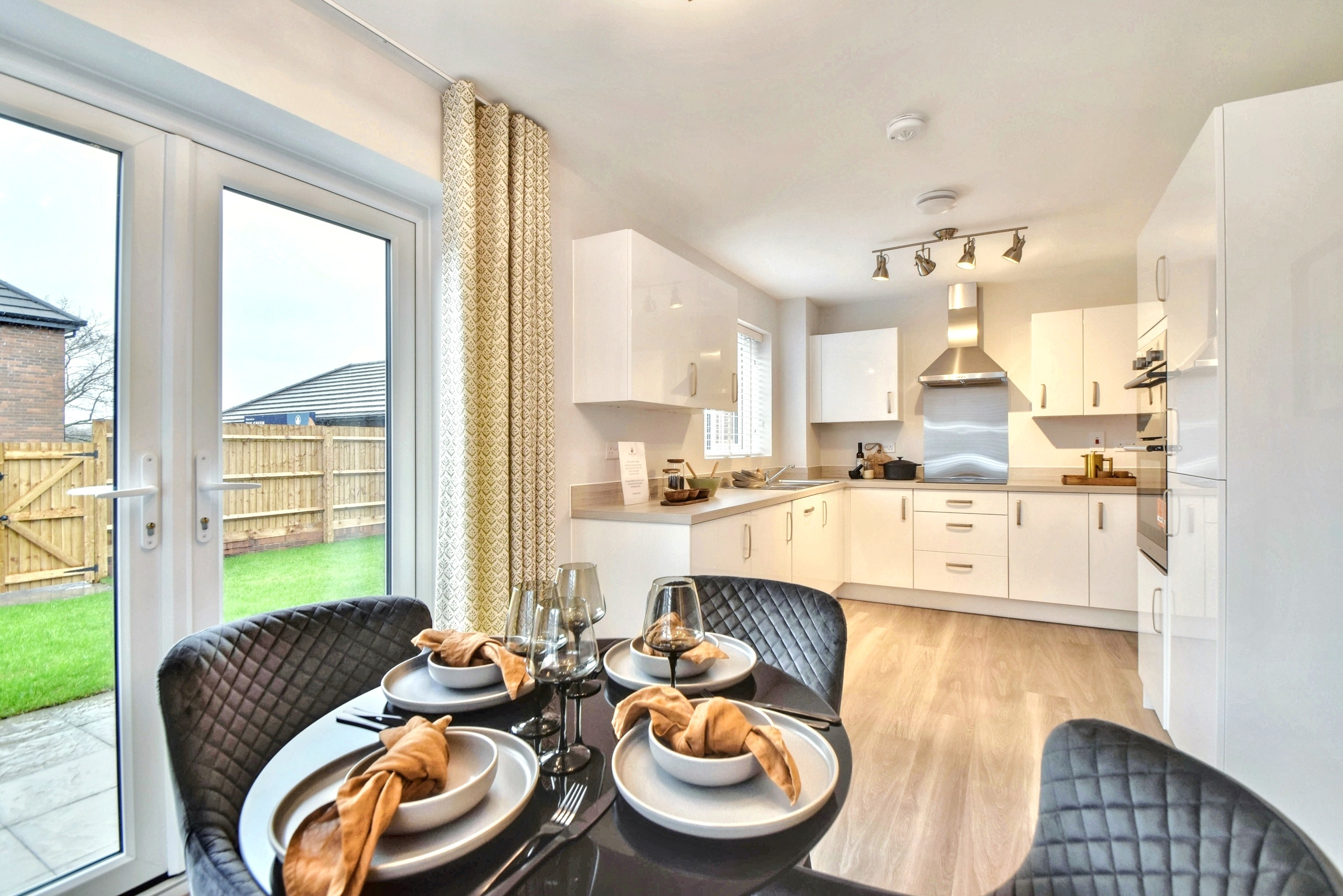 Clayton Road, Newcastle-Under-Lyme, ST5, photo 2