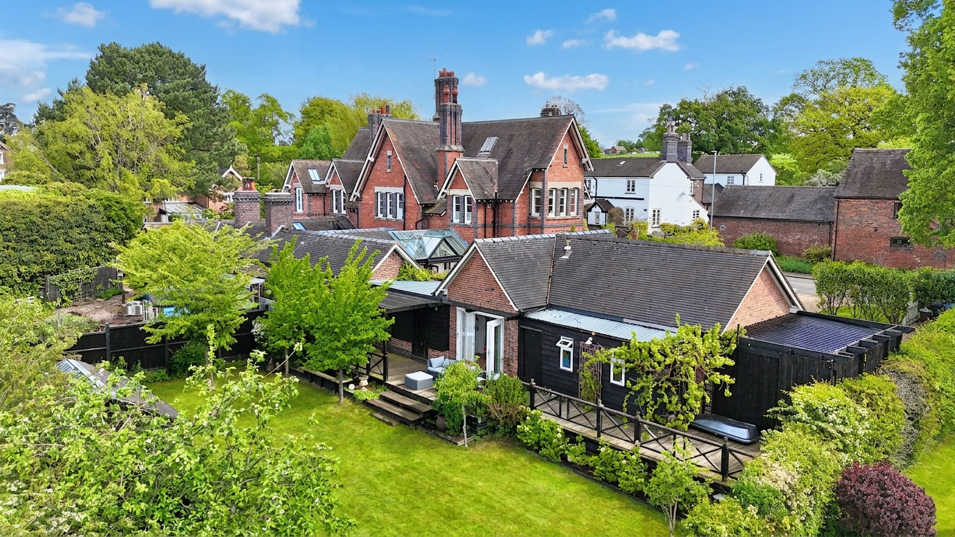 'The Estate House', Main Road, Betley, Staffordshire, photo 8