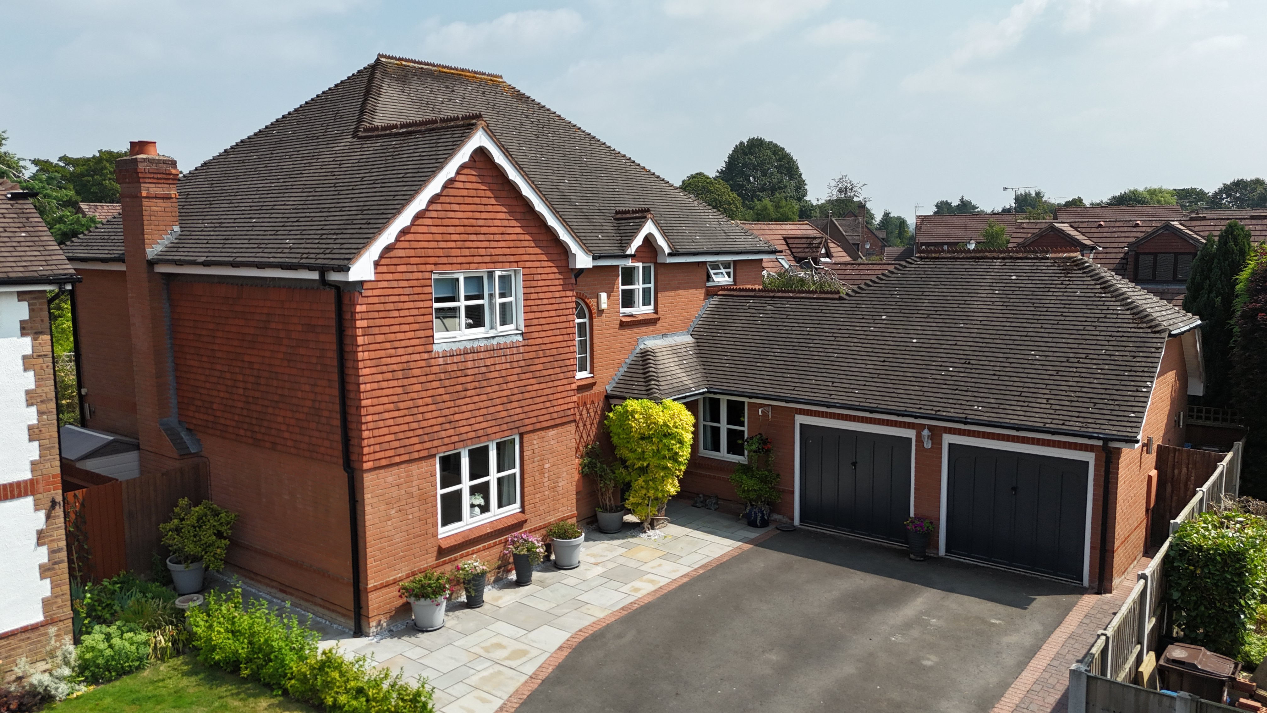 Meadowbank Avenue, Weston, ST18