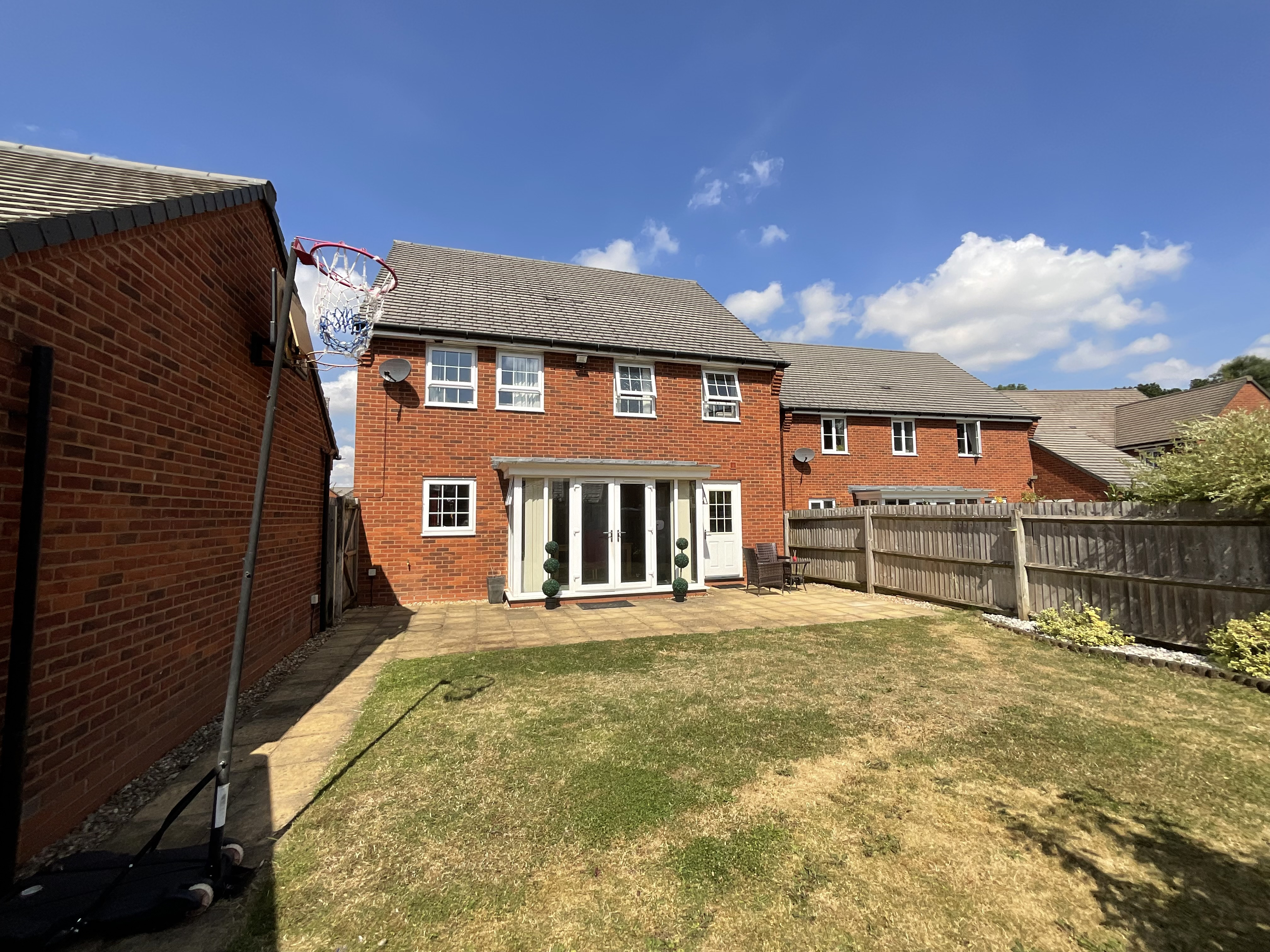 Aurora Gardens, Barlaston, ST12, photo 4