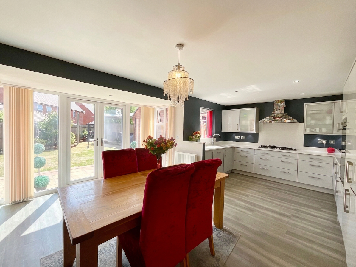 Aurora Gardens, Barlaston, ST12, photo 2