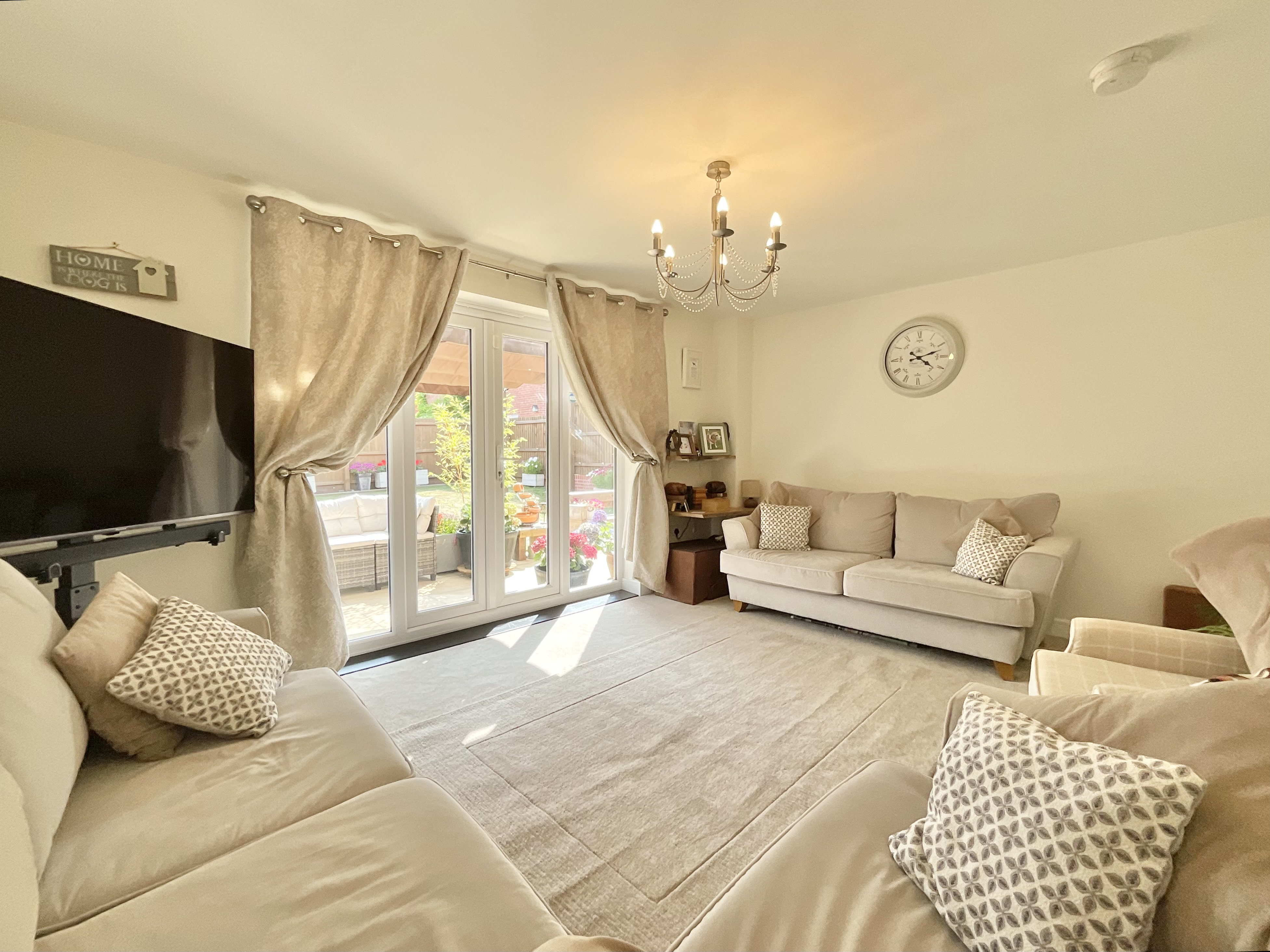 Farm Close, Shavington, CW2, photo 7