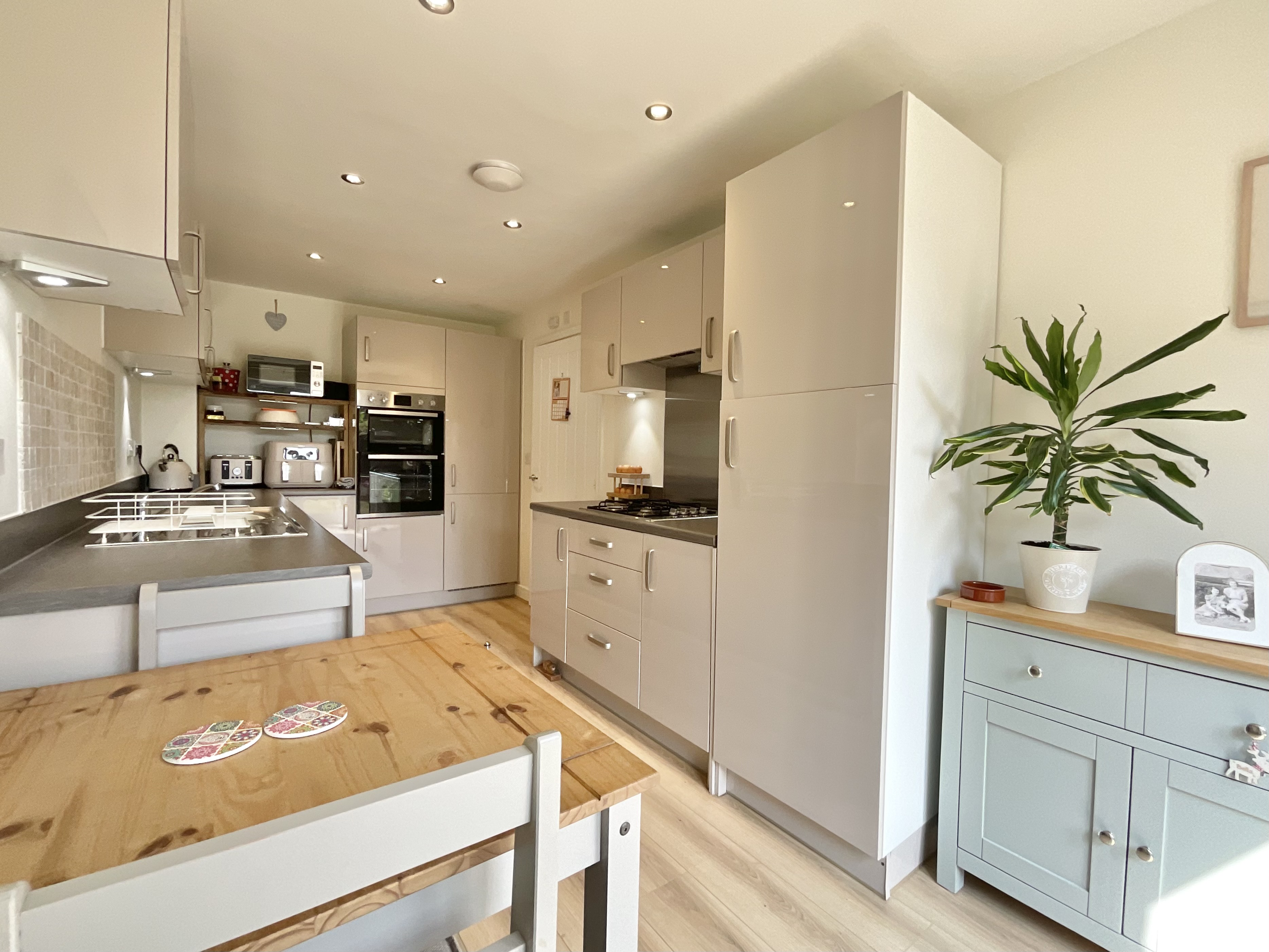 Farm Close, Shavington, CW2, photo 8