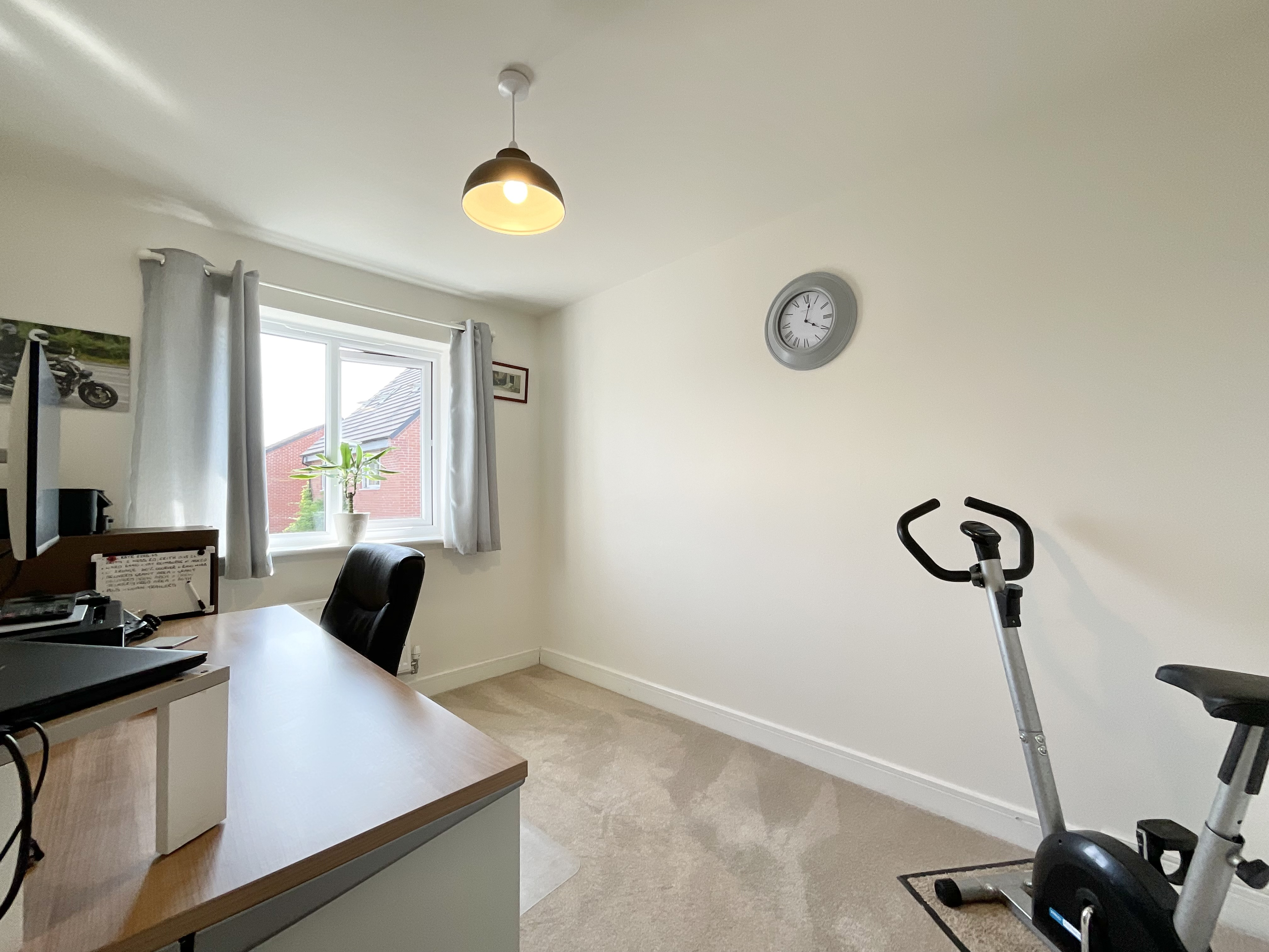 Farm Close, Shavington, CW2, photo 17
