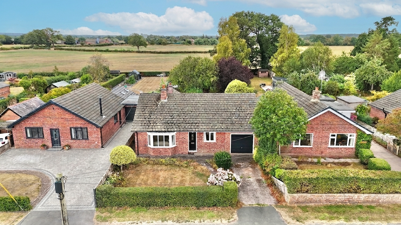 Wrenbury Heath Road, Wrenbury, CW5