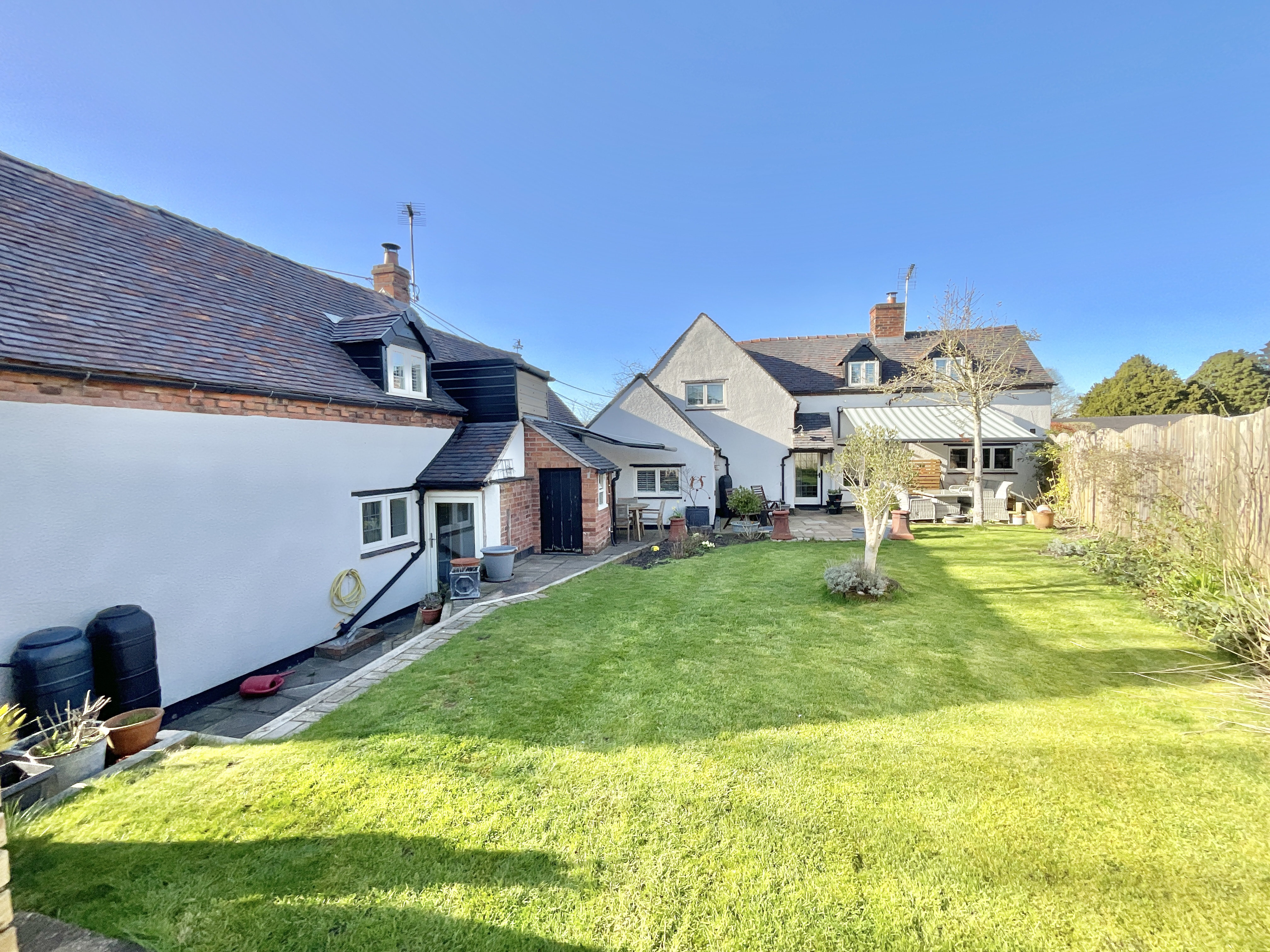 Smithy Lane, Bradley, ST18, photo 5
