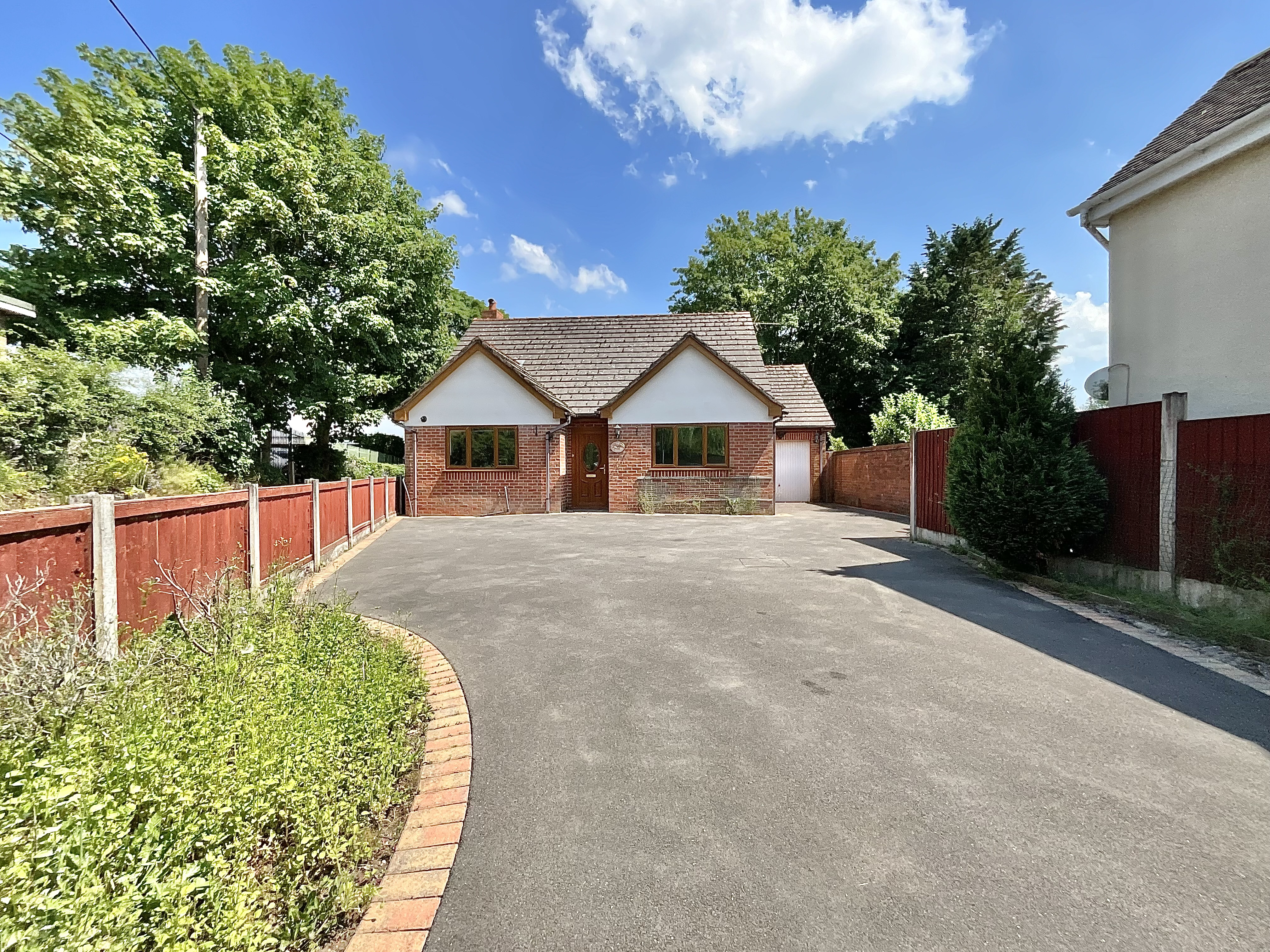 Leek Road, Cheadle, ST10