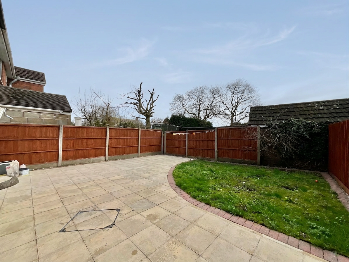 Cranberry Avenue, Checkley, ST10, photo 18