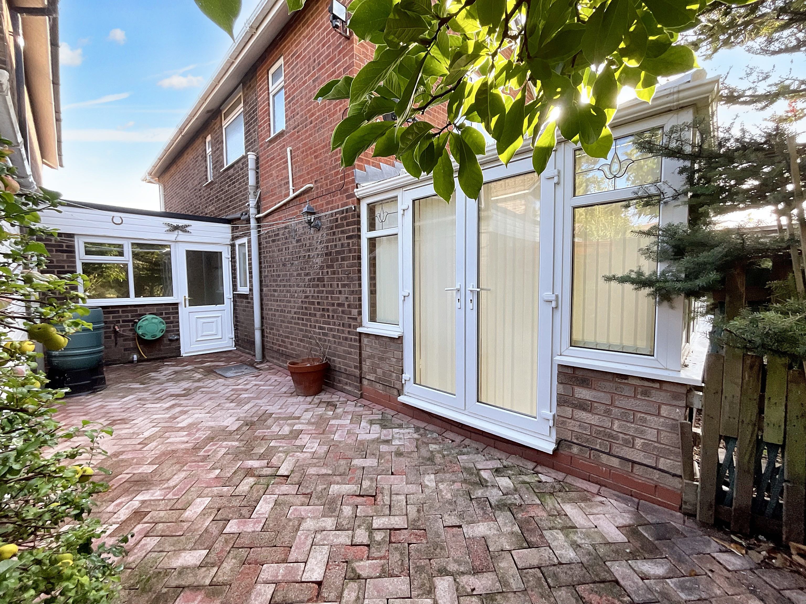 Redwood Avenue, Stone, ST15, photo 28