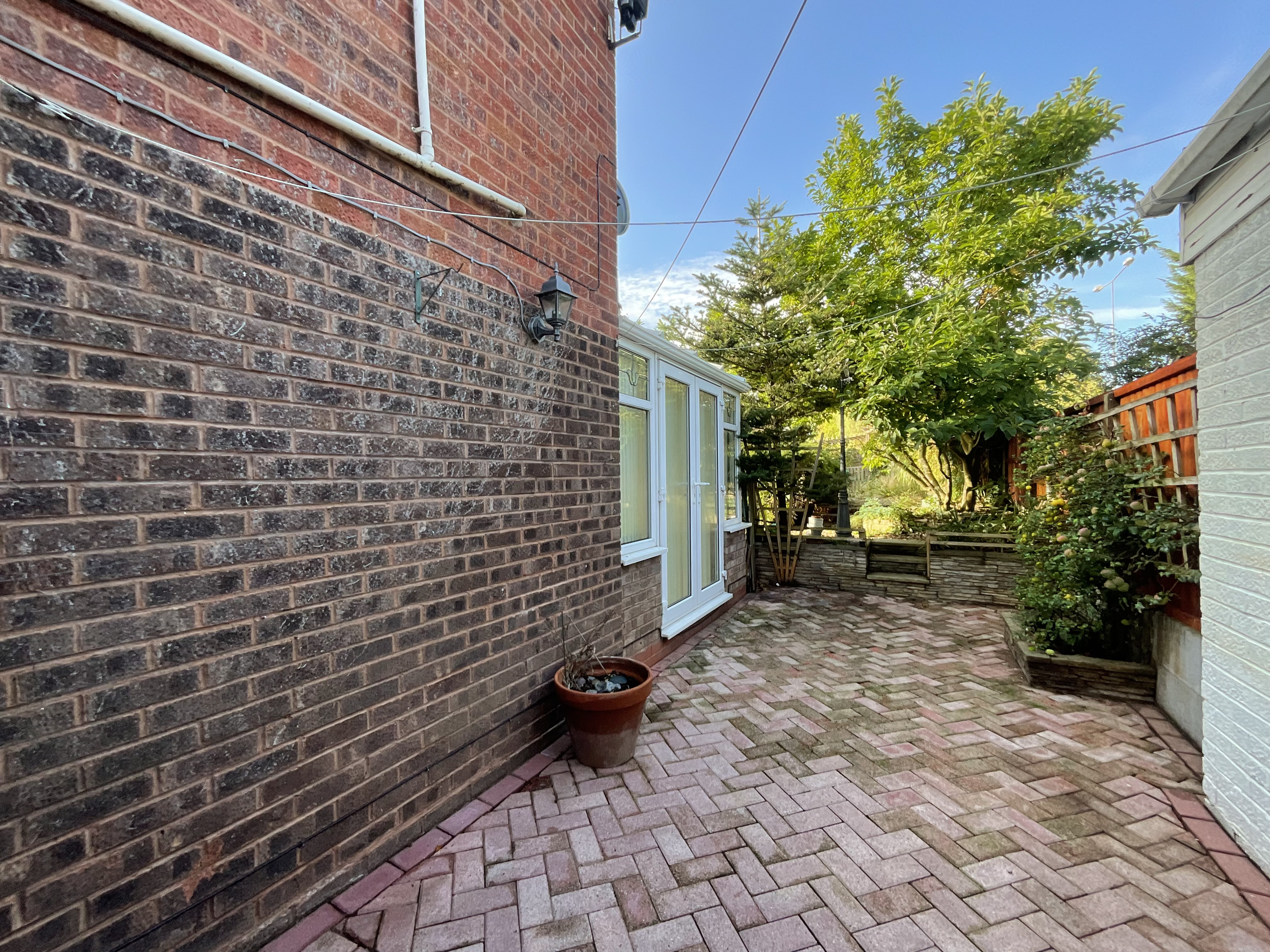 Redwood Avenue, Stone, ST15, photo 17