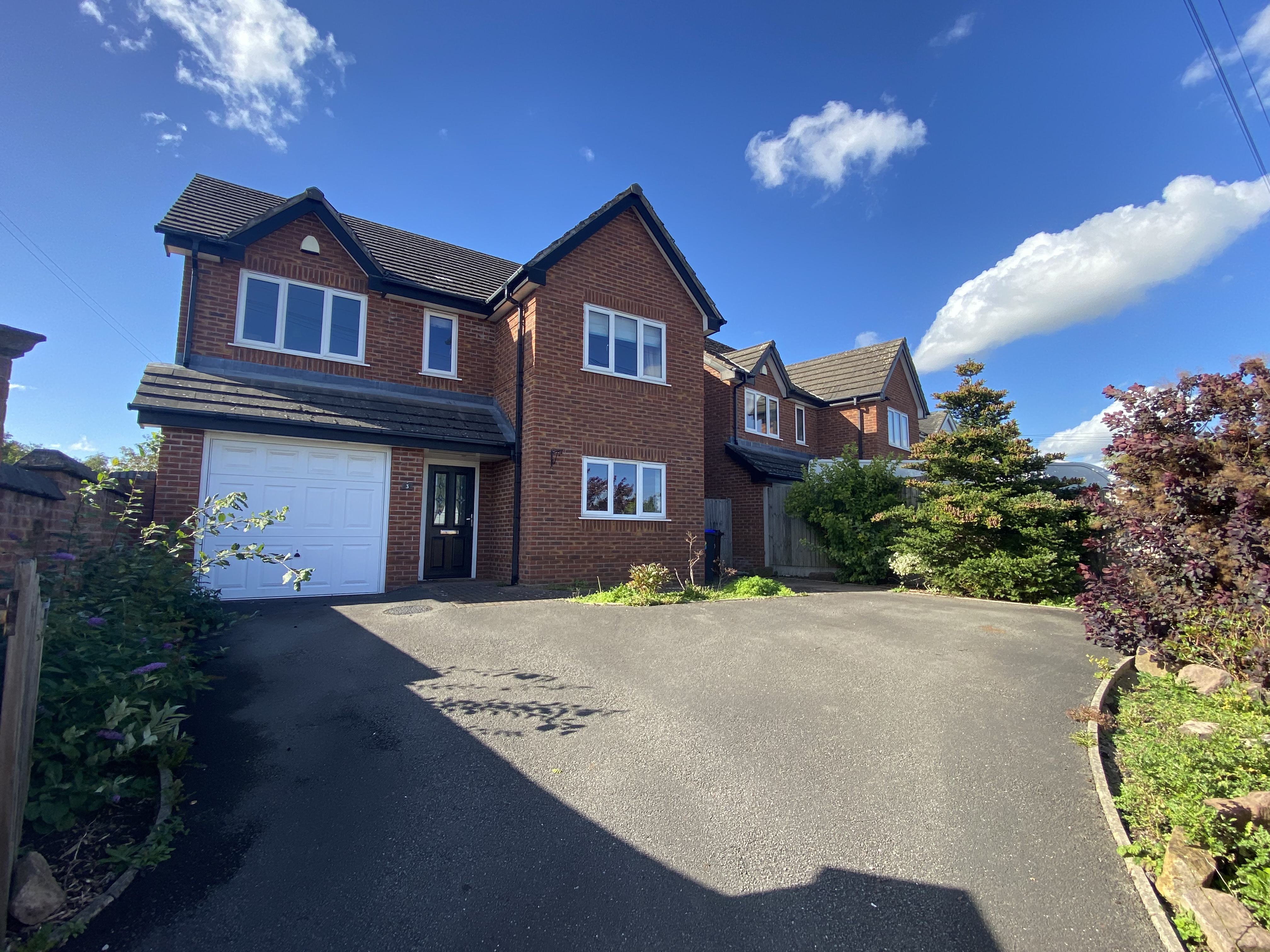 Kirkland Lane, Stoke-On-Trent, ST4