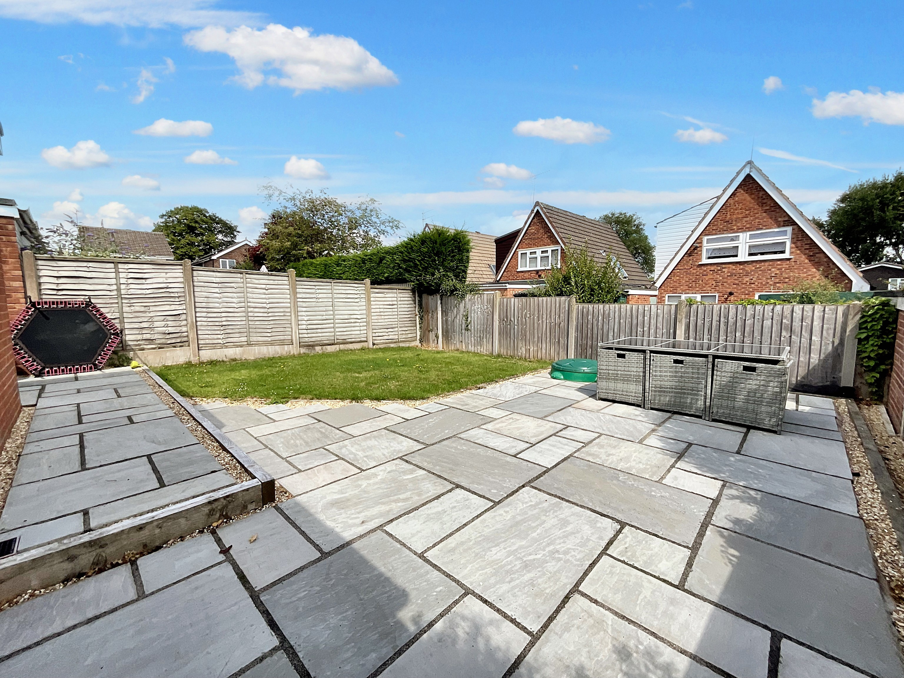 Larchfields, Stone, ST15, photo 4