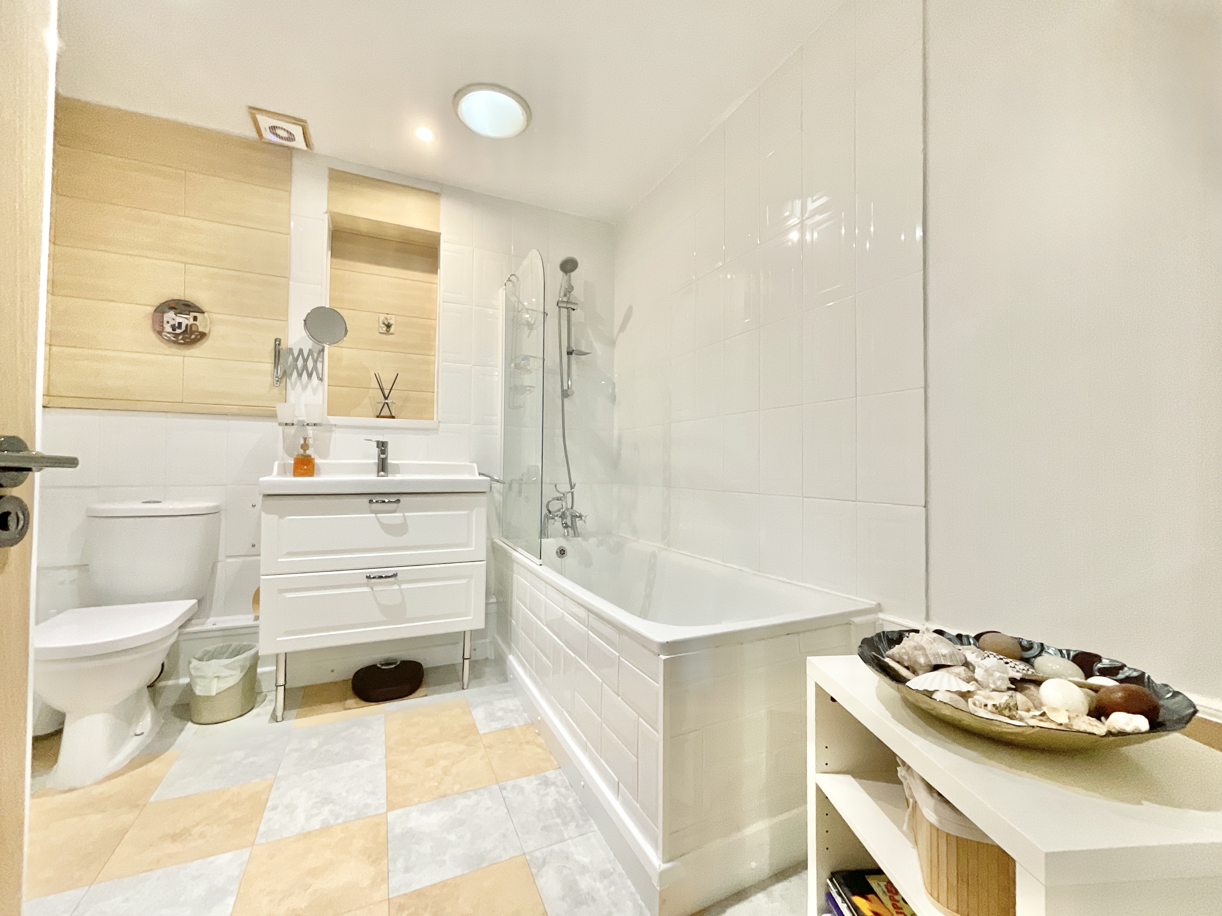 Derwent Drive, Loggerheads, TF9, photo 22