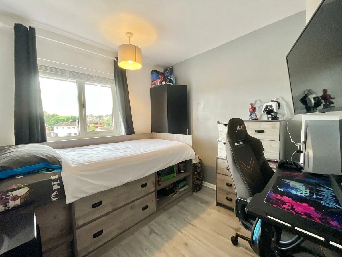 Langland Drive, Stoke-On-Trent, ST3, photo 11