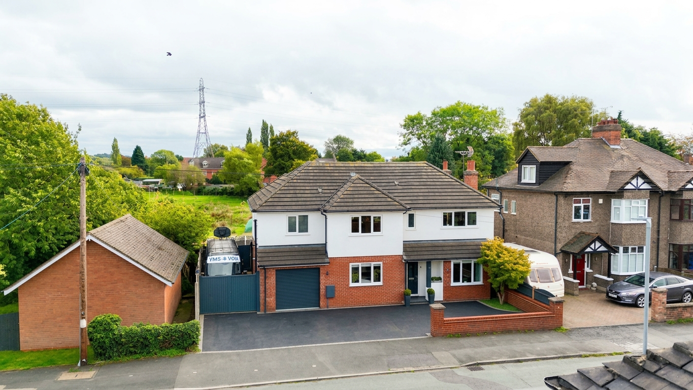 Queensville Avenue, Stafford, ST17