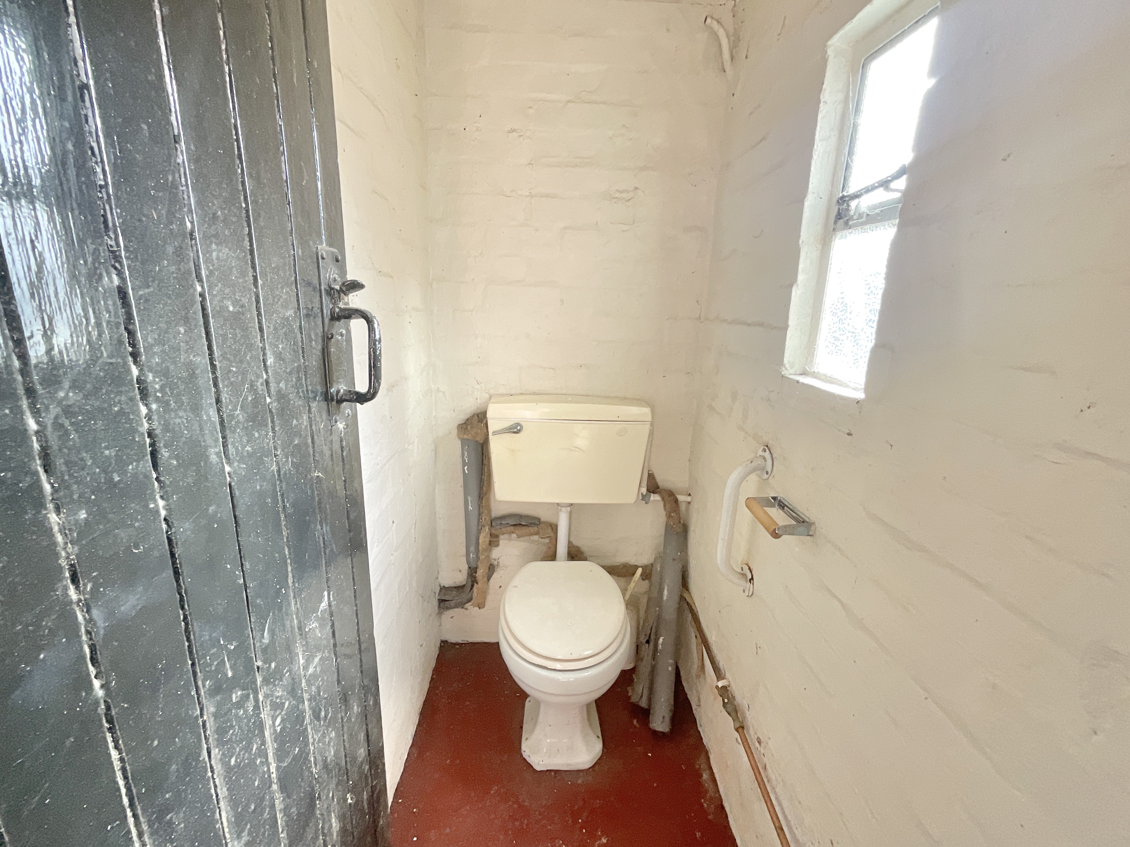 Barthomley Crescent, Crewe, CW2, photo 13