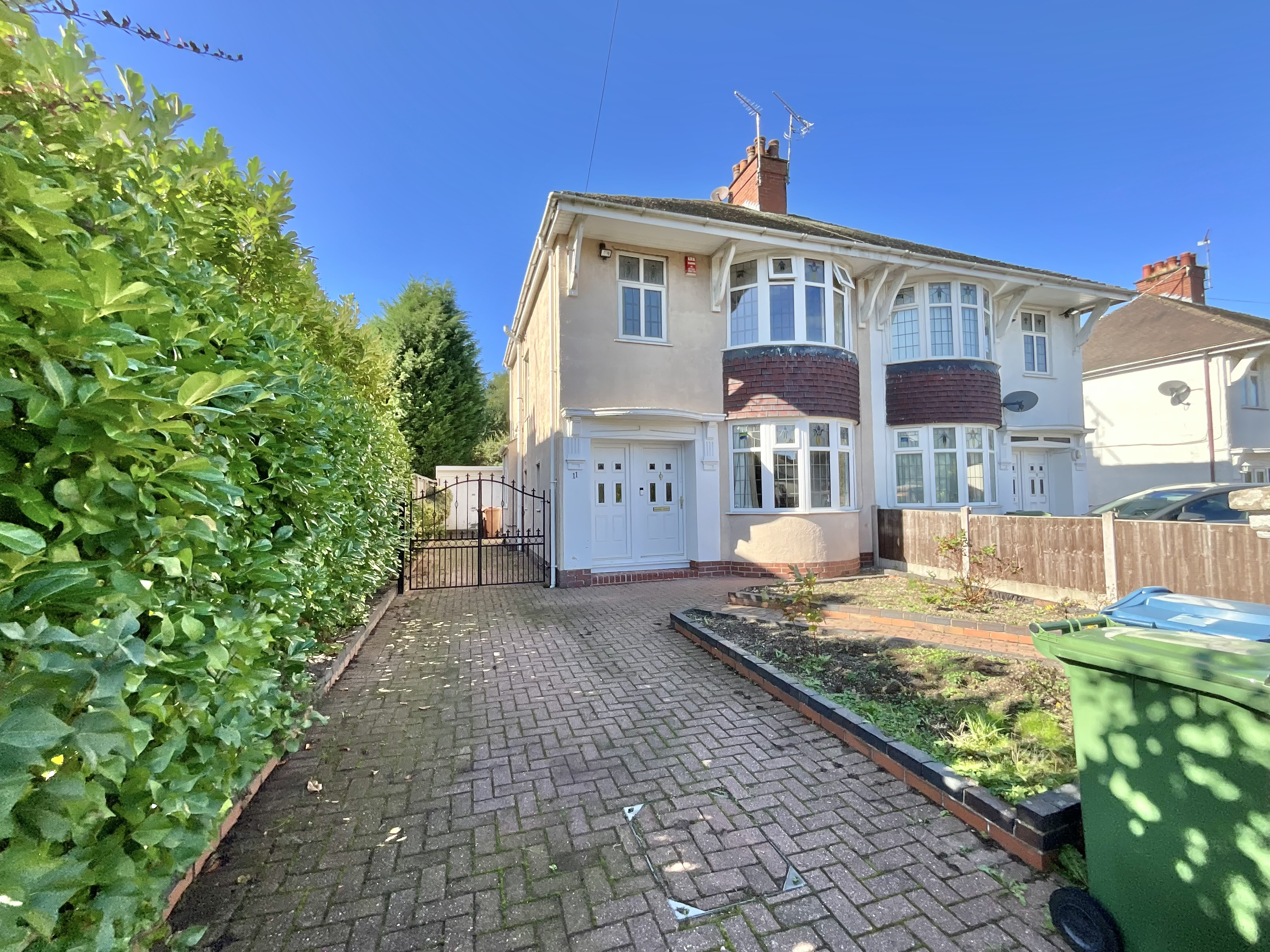 Greenacres Avenue