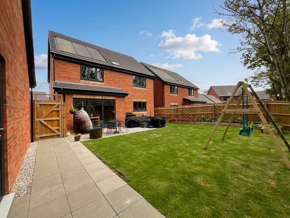 Ashton Gate Drive, Stoke-On-Trent, ST4, photo 25