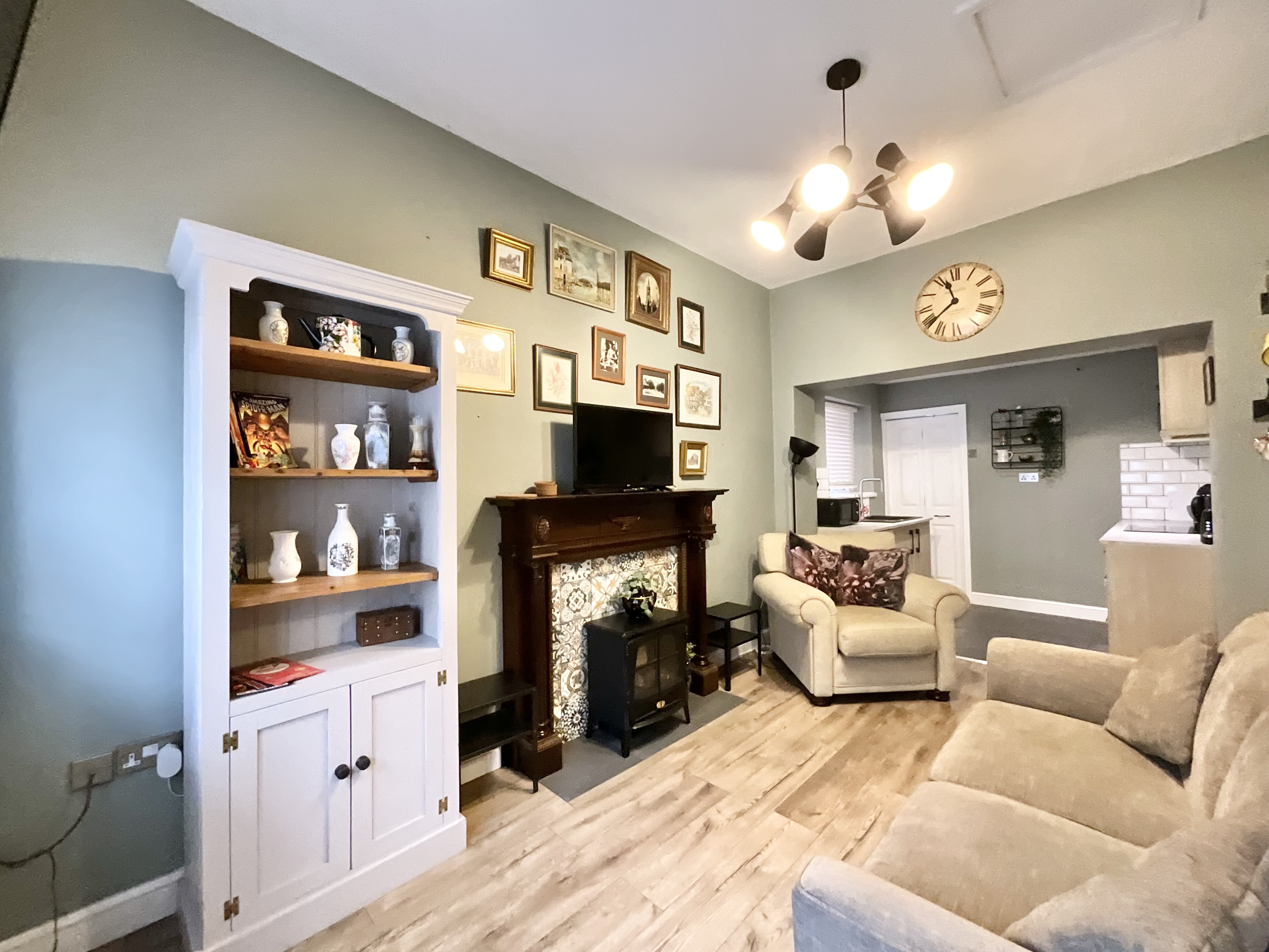 Queen Street, Cheadle, ST10, photo 2