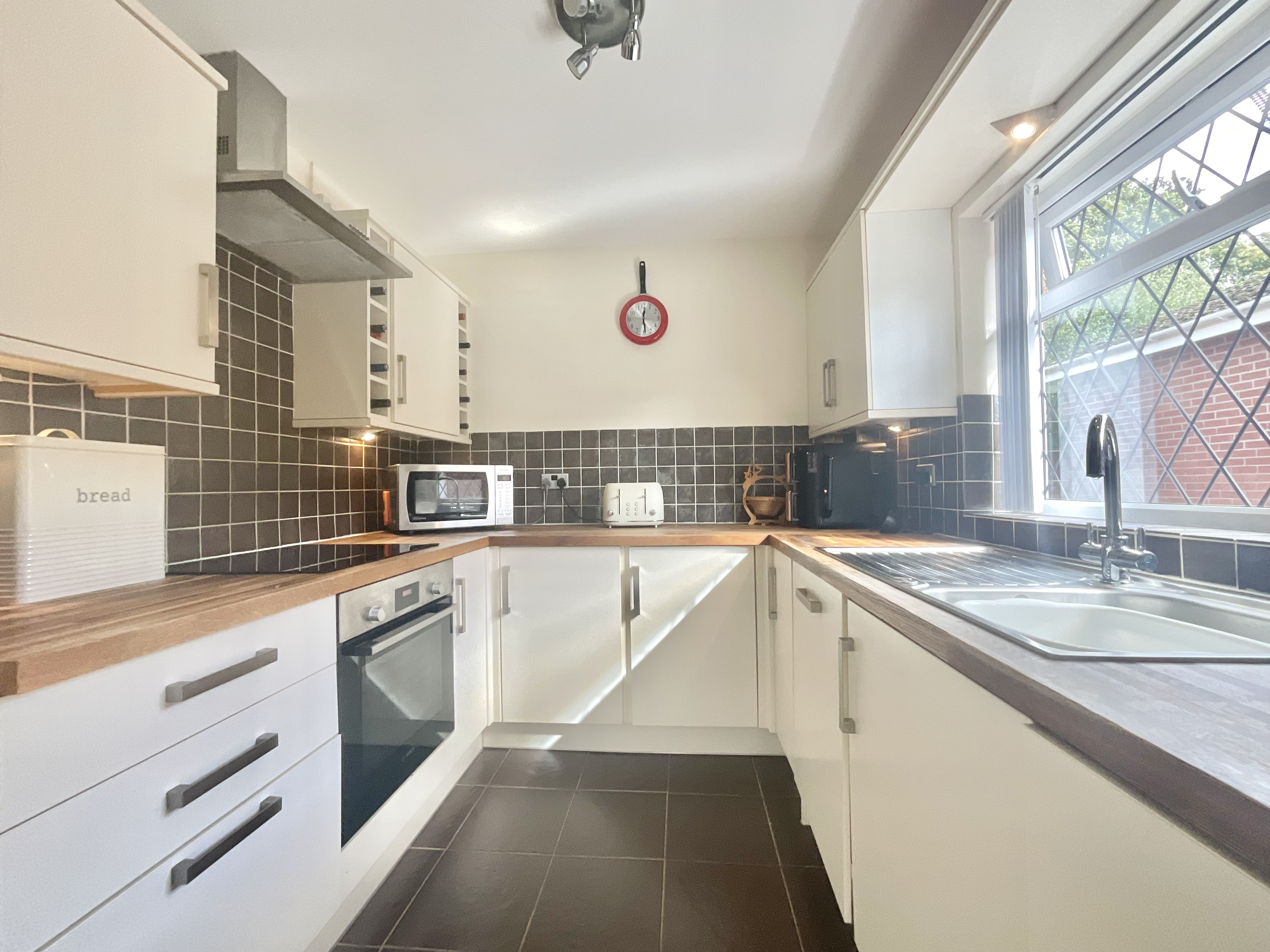 Highview Road, Fulford, ST11, photo 6