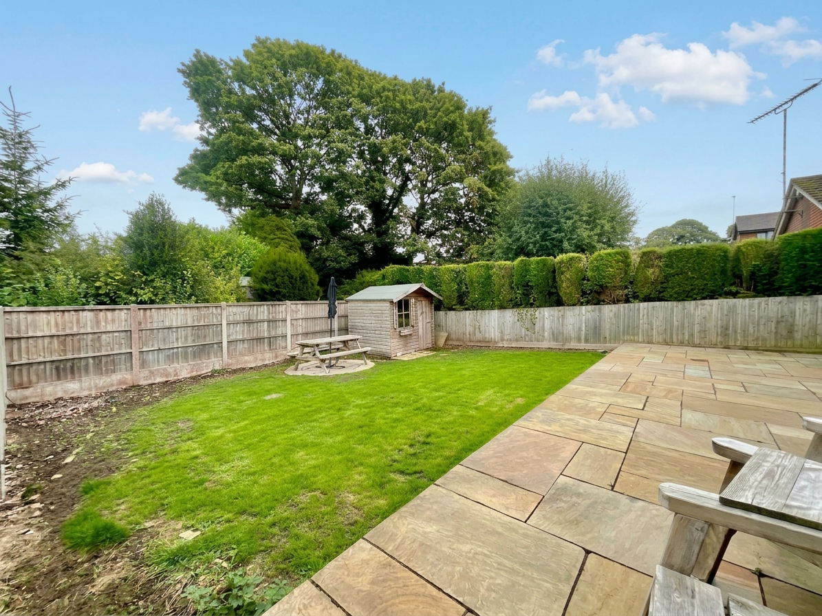Highview Road, Fulford, ST11, photo 17