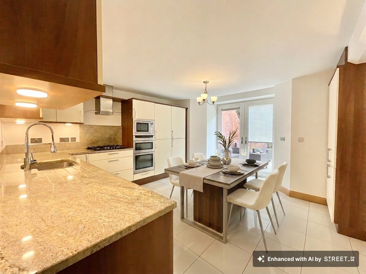 Sidmouth Avenue, Newcastle, ST5, photo 2