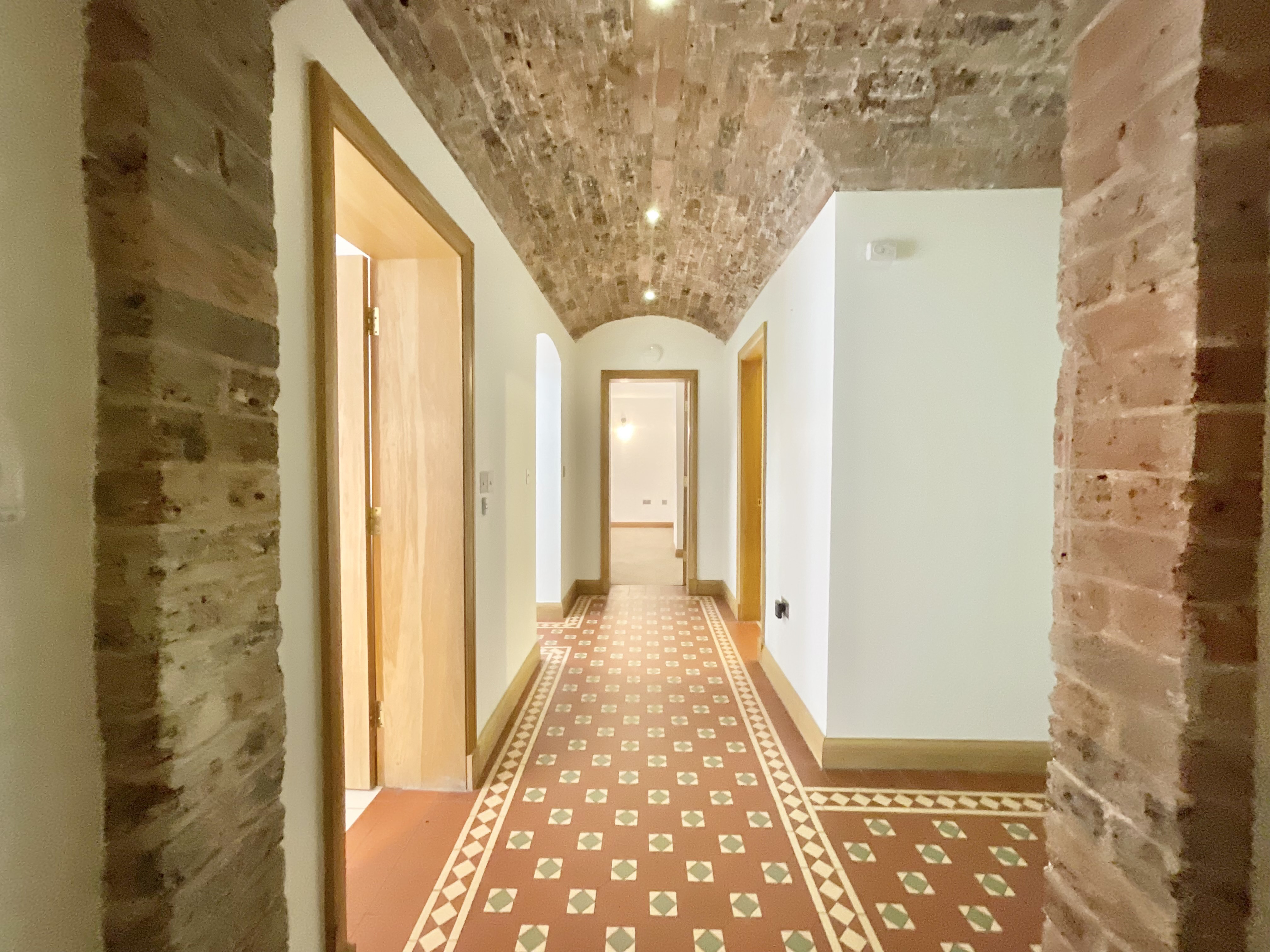 Sidmouth Avenue, Newcastle, ST5, photo 14