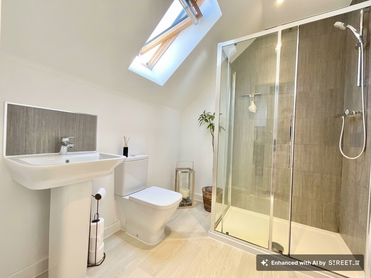 Philip Taylor Drive, Crewe, CW1, photo 3