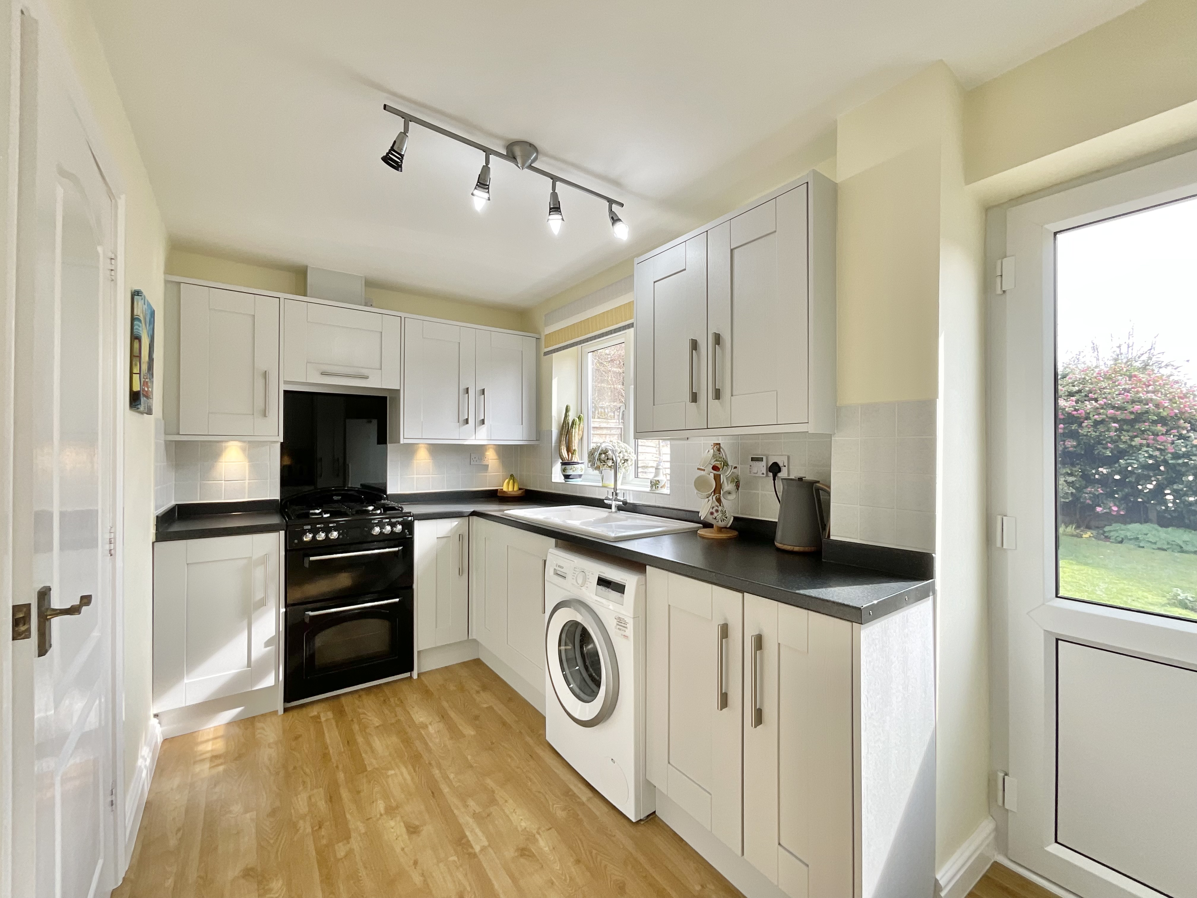 Oldfield Drive, Stone, ST15, photo 2