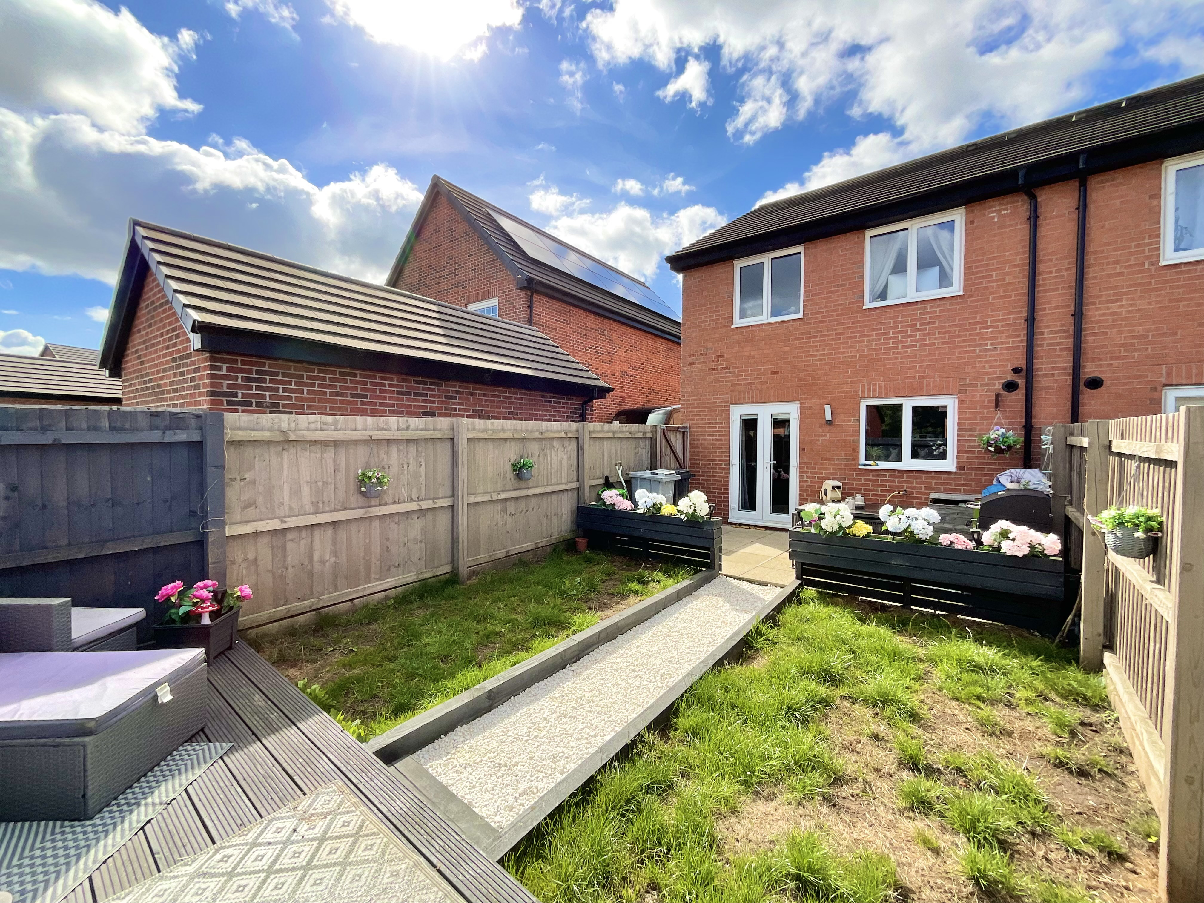 Charles Kirk Place, Shavington, CW2, photo 4