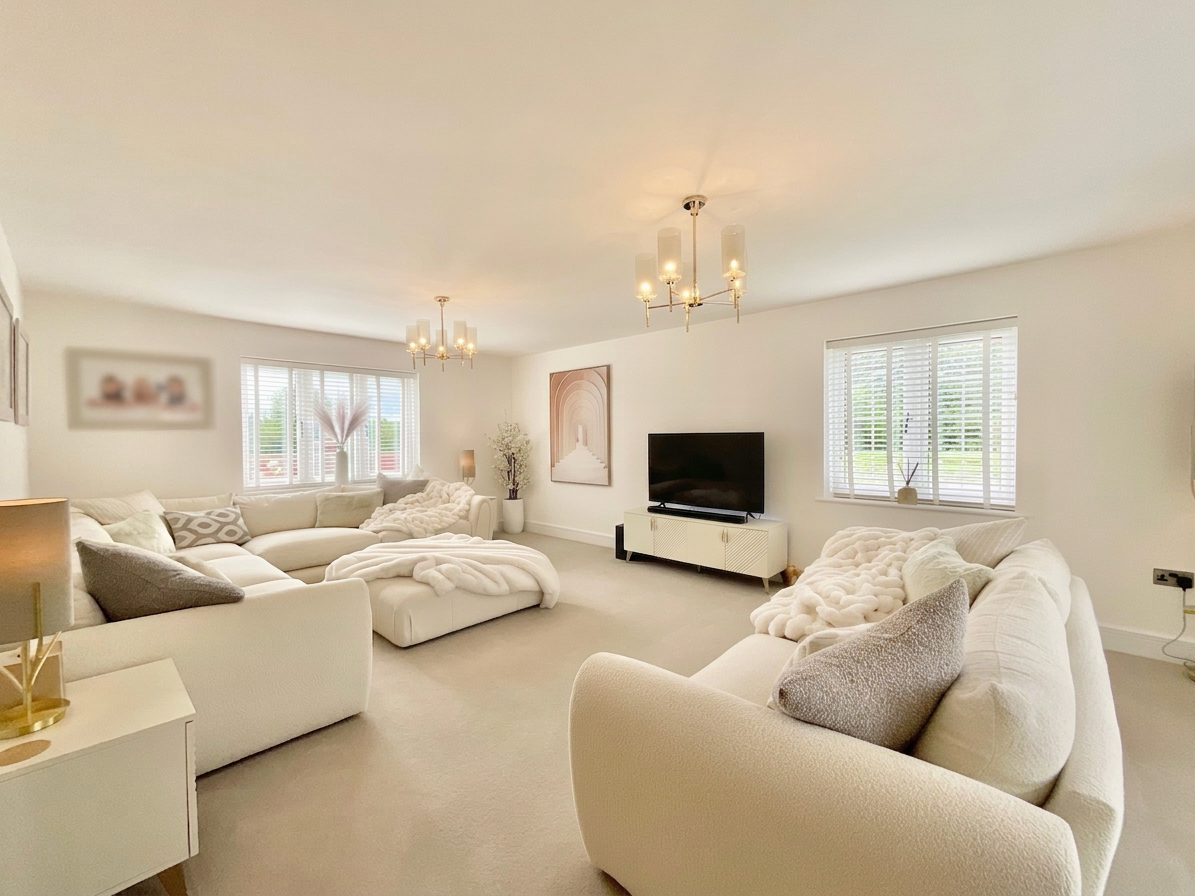 Bower Fold Drive, Stoke-On-Trent, ST4, photo 2